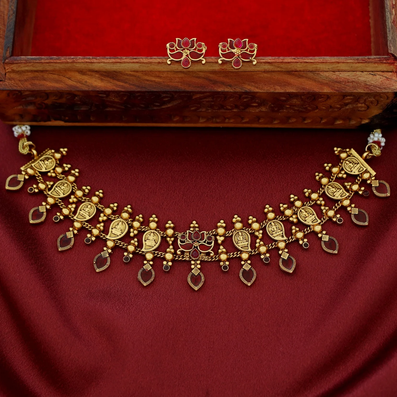Vishaka 2 Layer Mango Kashi Enamel Palakka Choker With Earring - Image 3