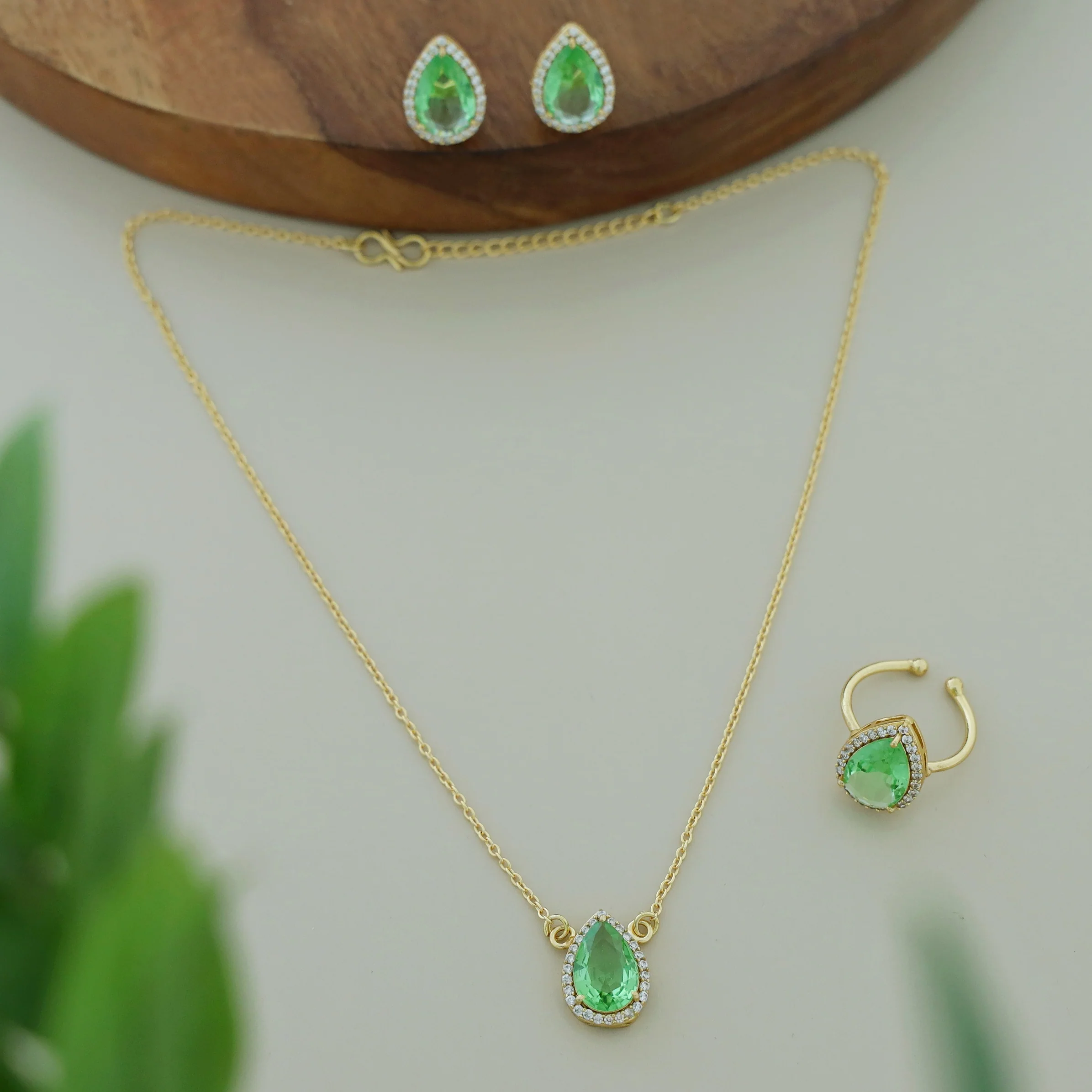 3 In 1 Meltta Drop Glossy Neckpiece Combo - Image 10