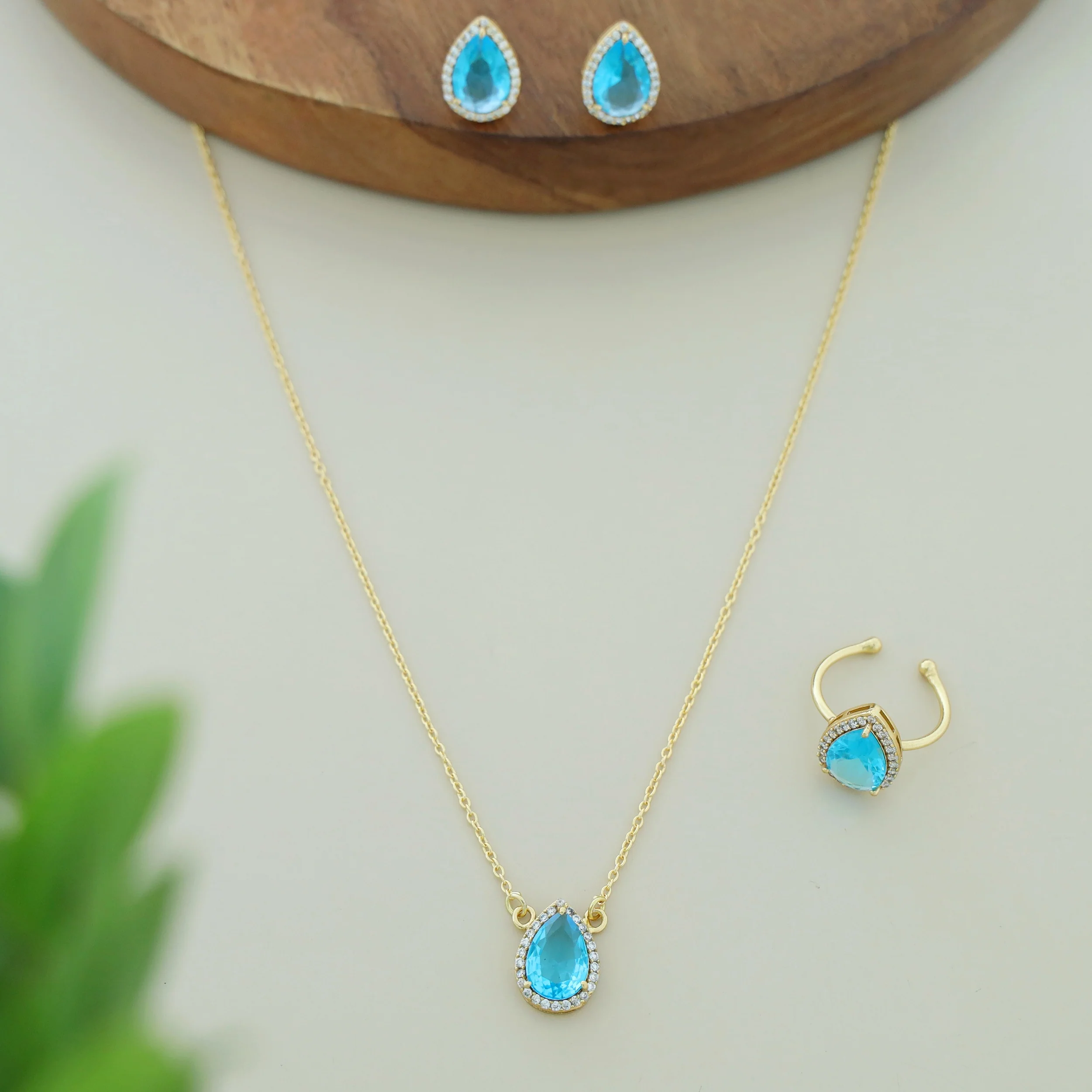 3 In 1 Meltta Drop Glossy Neckpiece Combo - Image 6