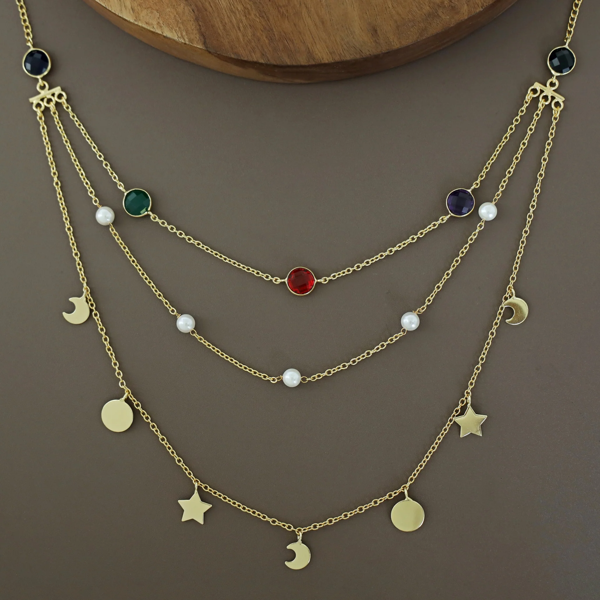 3 Layer Glossy Astral Pearl Neckpiece - Image 3