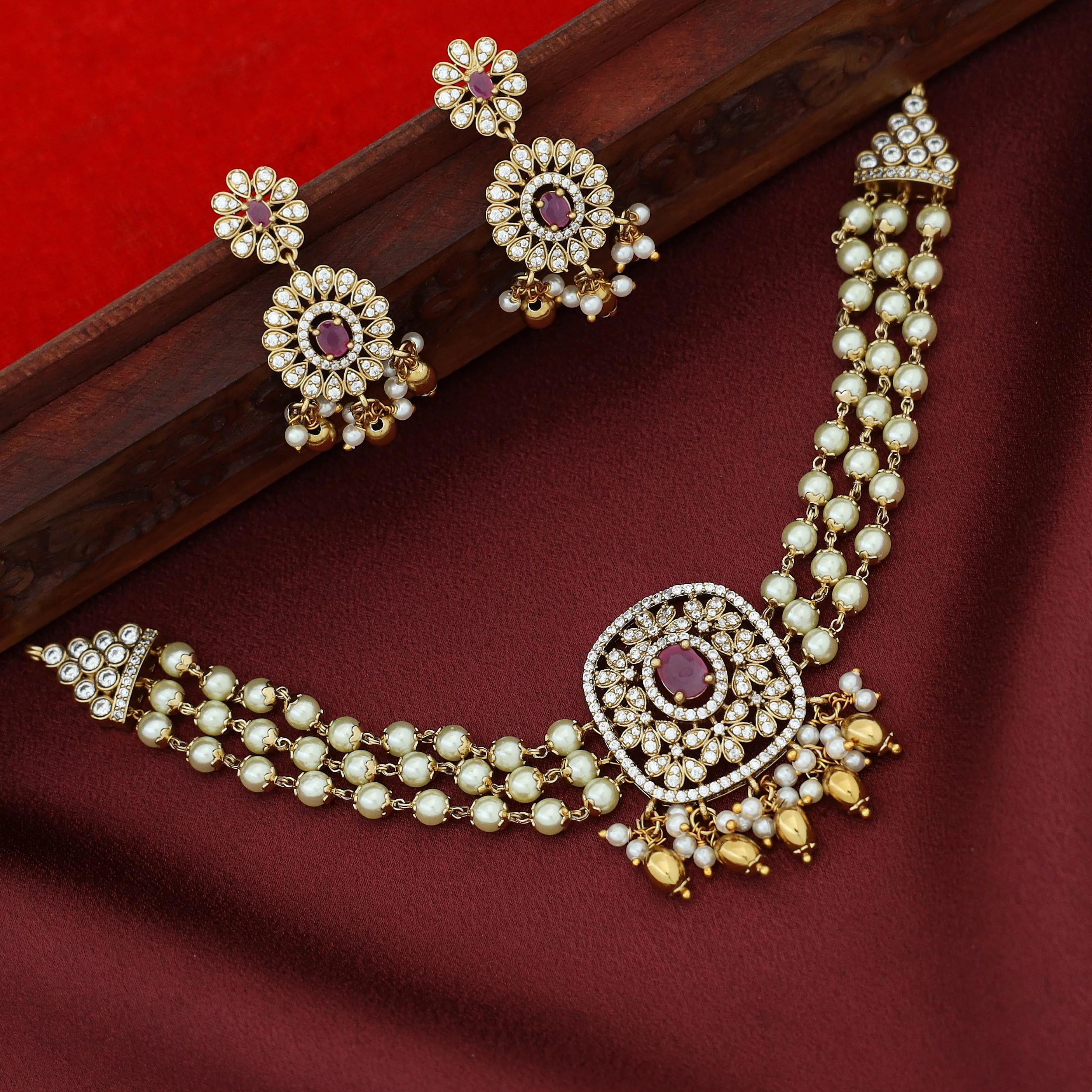 3 Layer Pearl Choker With Earring - Image 5
