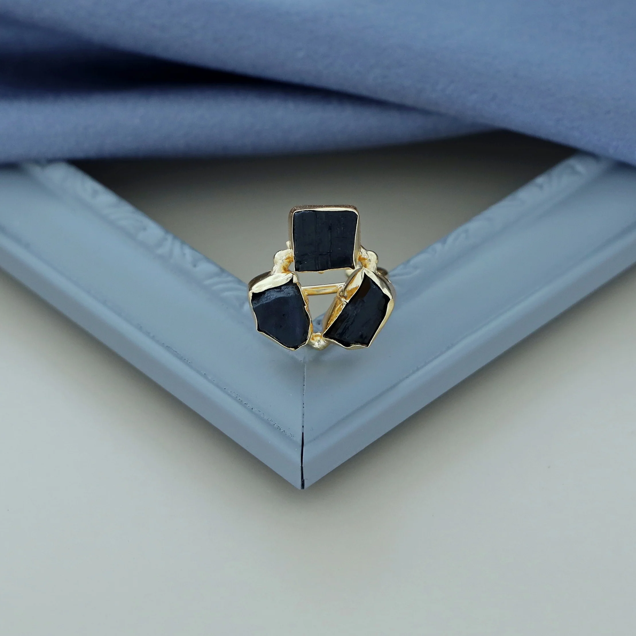 3 Raw Stone Ring - Image 9