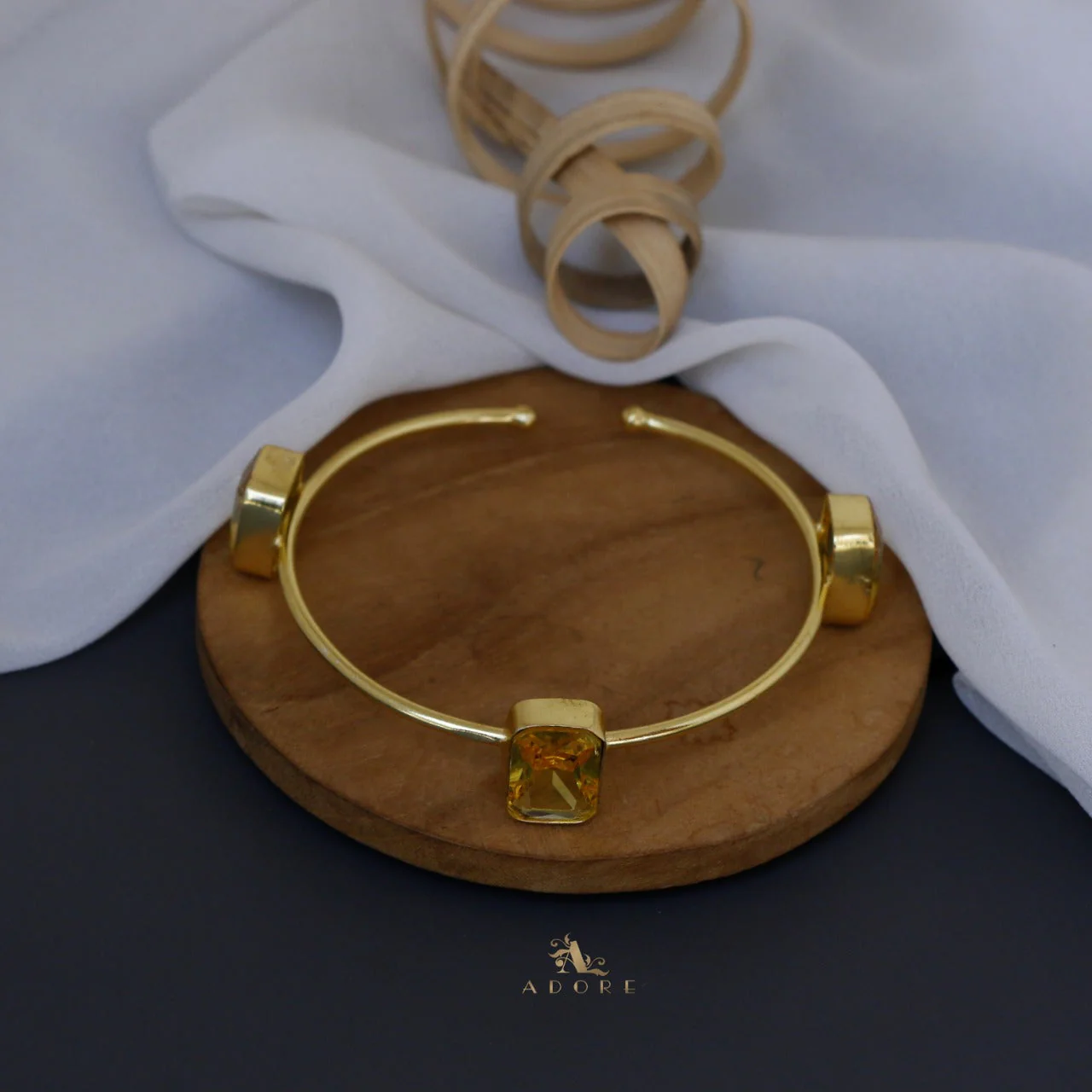 3 Square Glossy Bracelet - Image 12