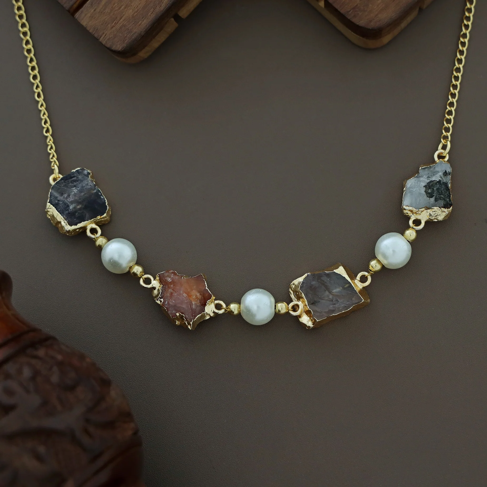 Electro Plated Raw Stone + Pearl Short Neckpiece/Choker - Image 3