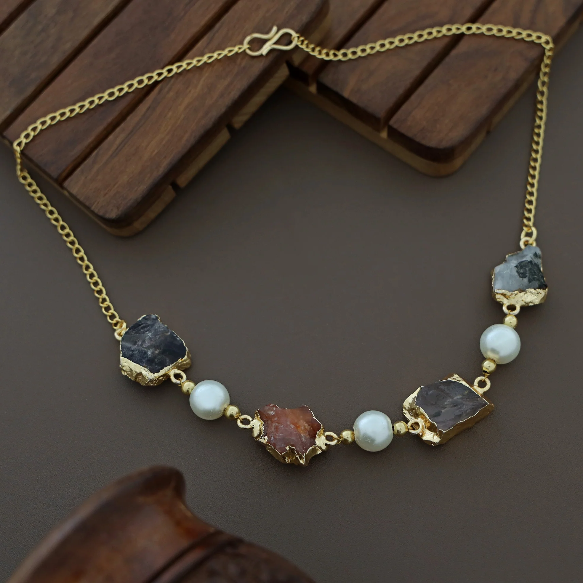 Electro Plated Raw Stone + Pearl Short Neckpiece/Choker - Image 7