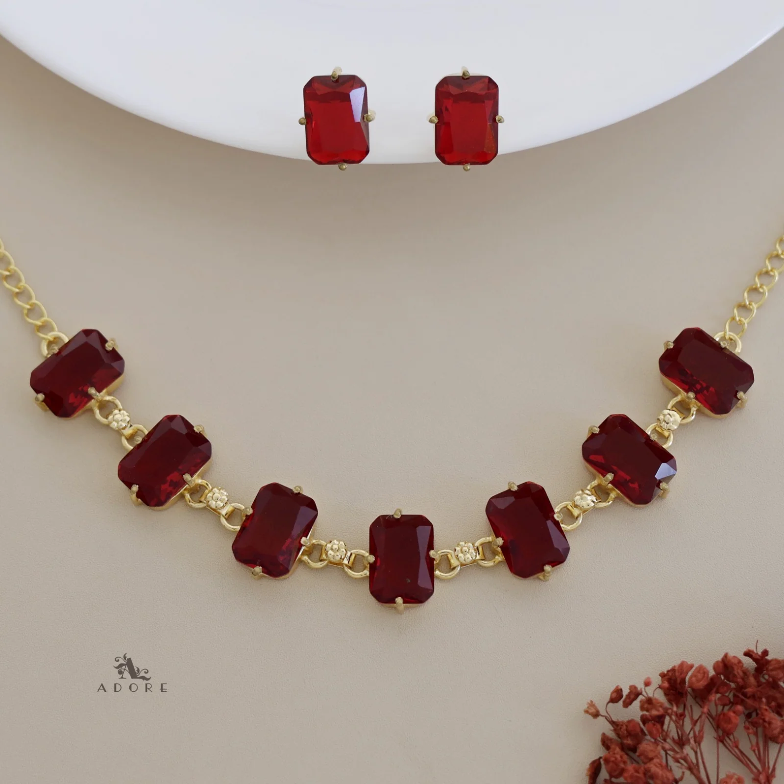 7 Stone Milaana Glossy Rectangle Choker With Stud - Image 2