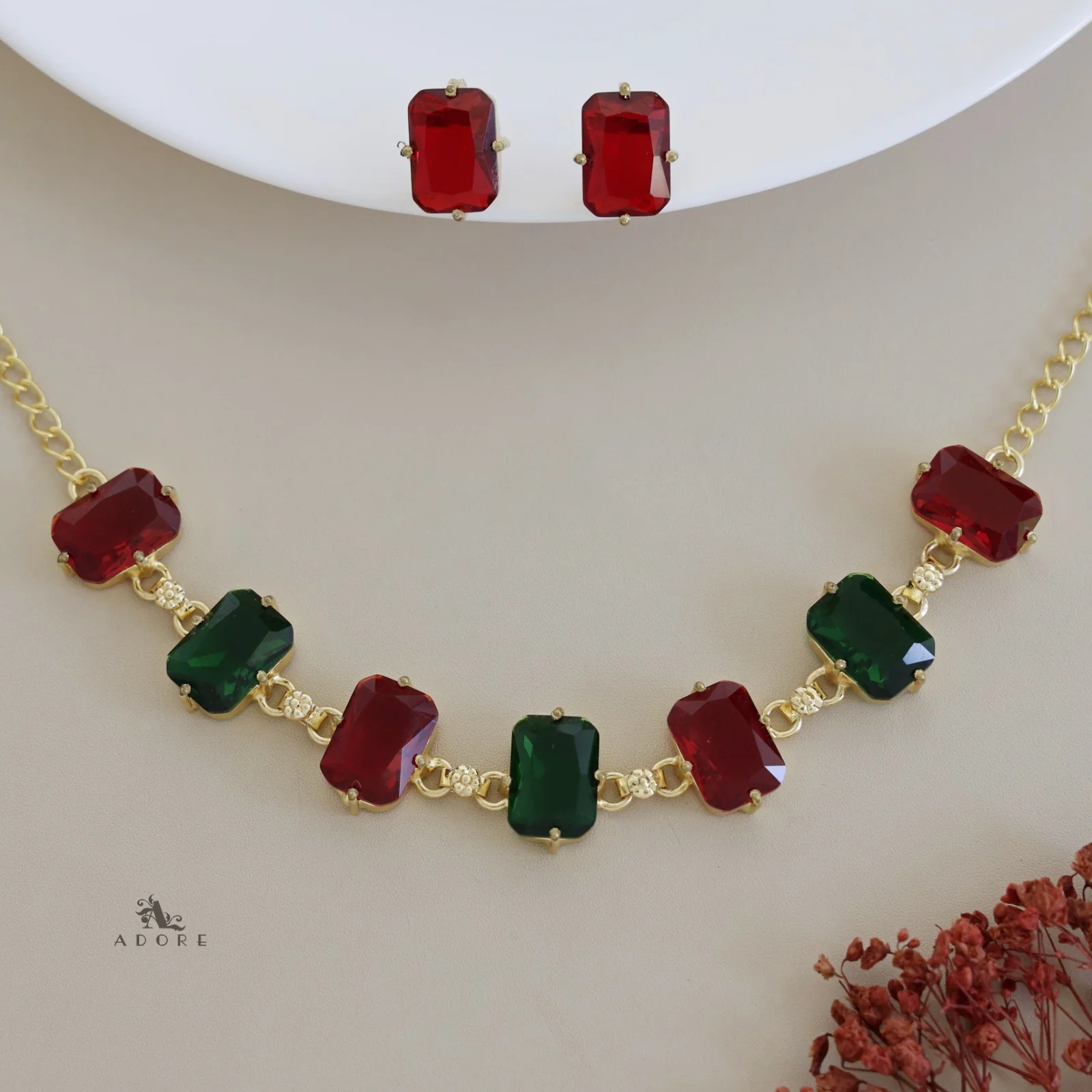 7 Stone Milaana Glossy Rectangle Choker With Stud - Image 9