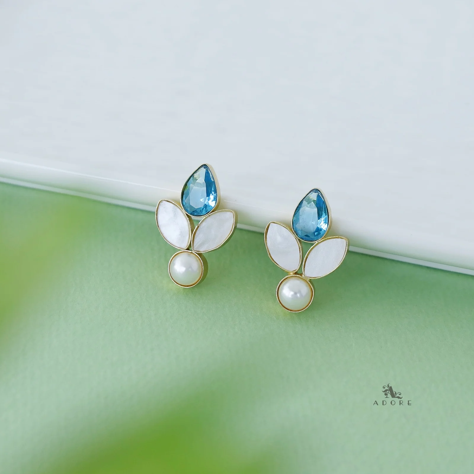 Heria Mop Pearl Glossy Drop Earring - Image 11