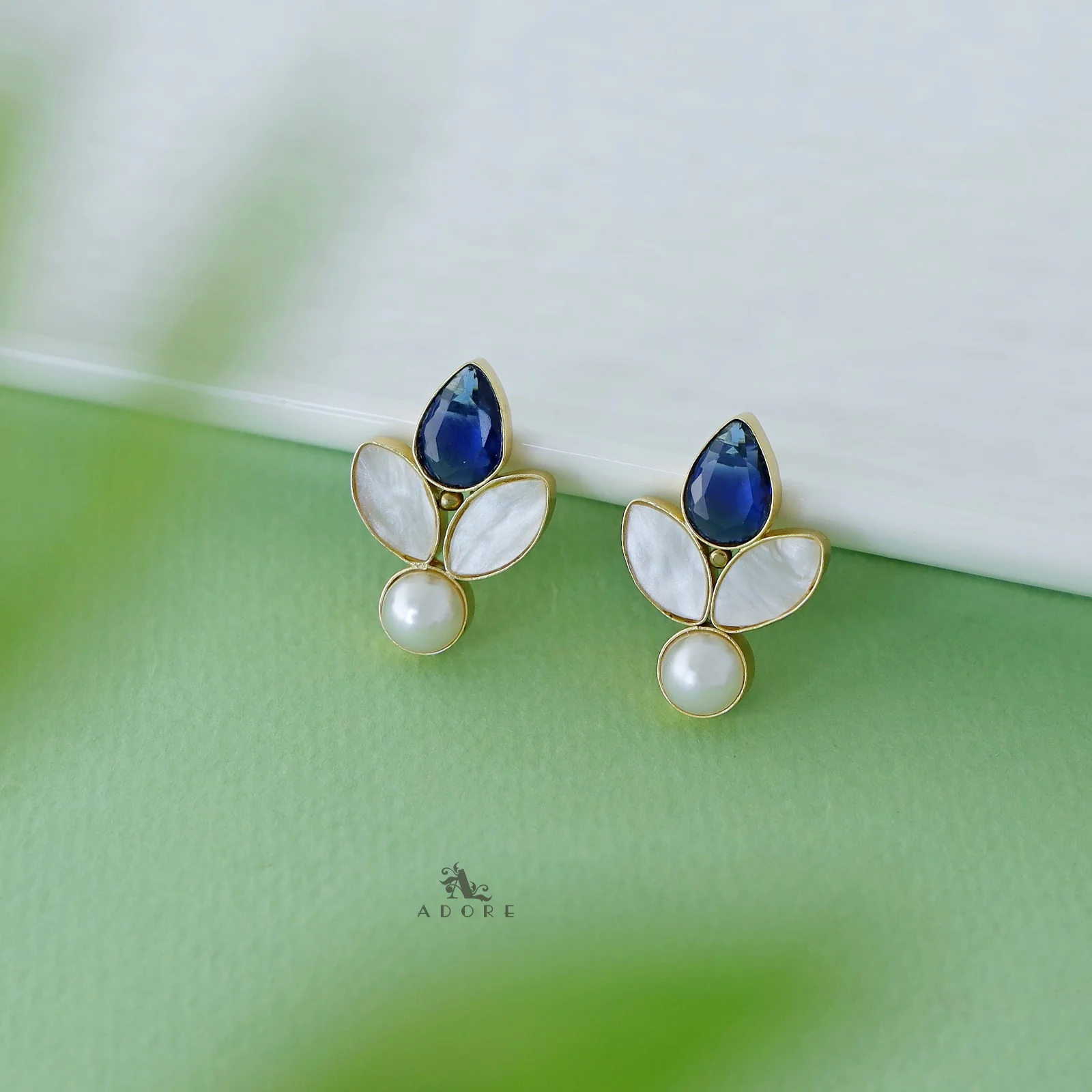 Heria Mop Pearl Glossy Drop Earring - Image 7