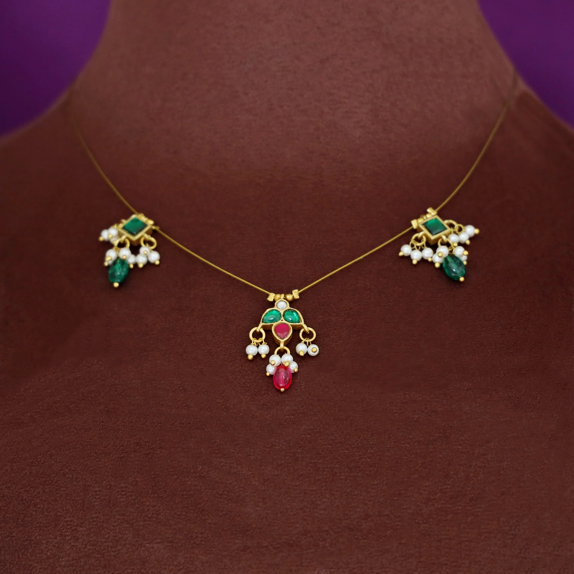 Aadhavi Jadau Kundan Pearl String Neckpiece - Image 2