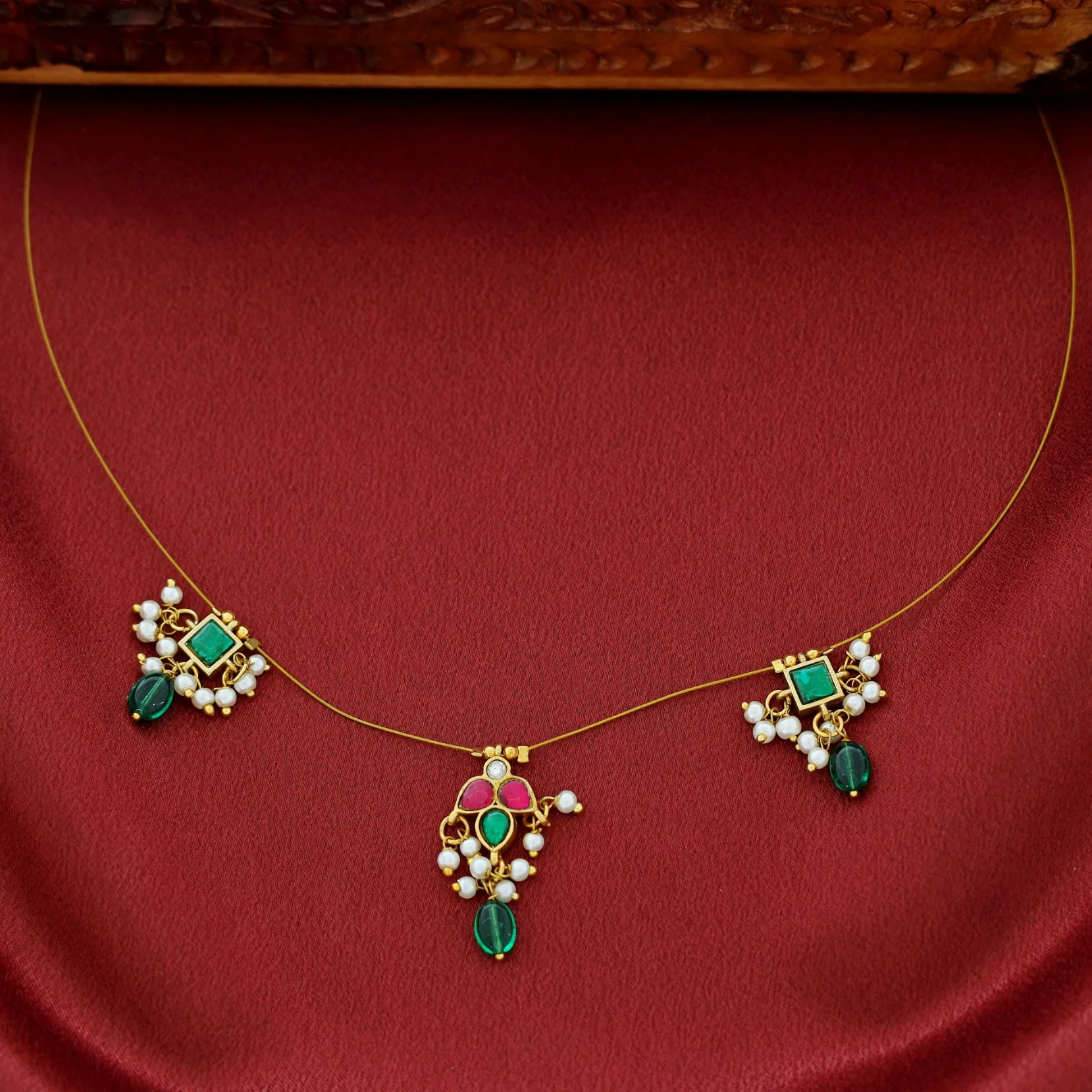 Aadhavi Jadau Kundan Pearl String Neckpiece - Image 7