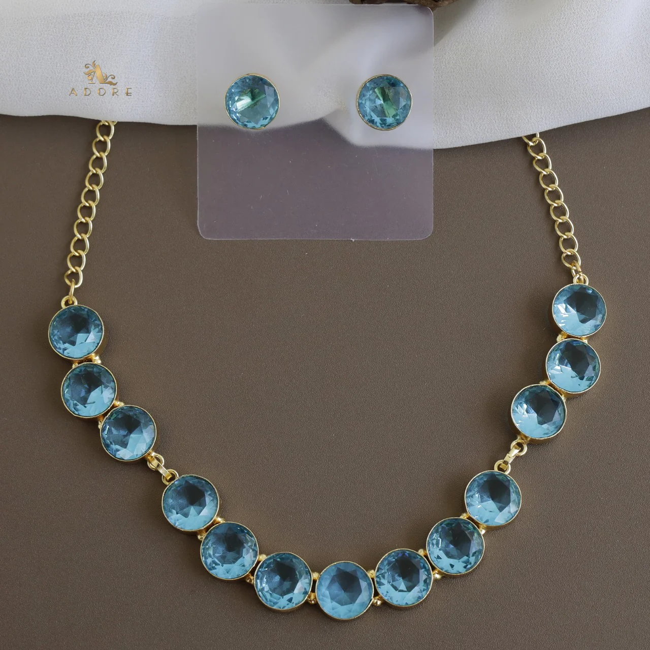 Aakancha Glossy Neckpiece With Earring - Image 8