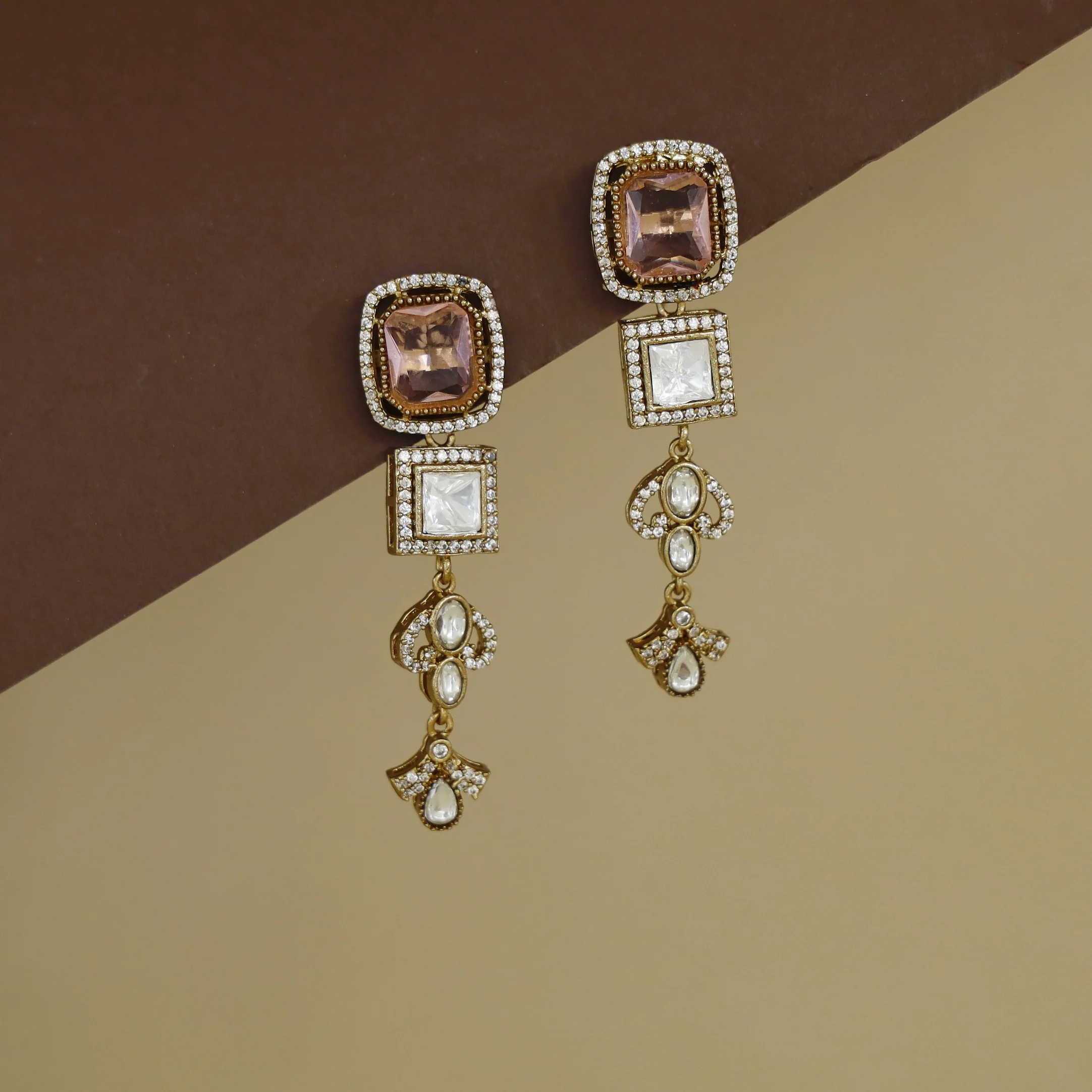 Aaloka Kundan AD Stone Glossy Stone Earring - Image 3