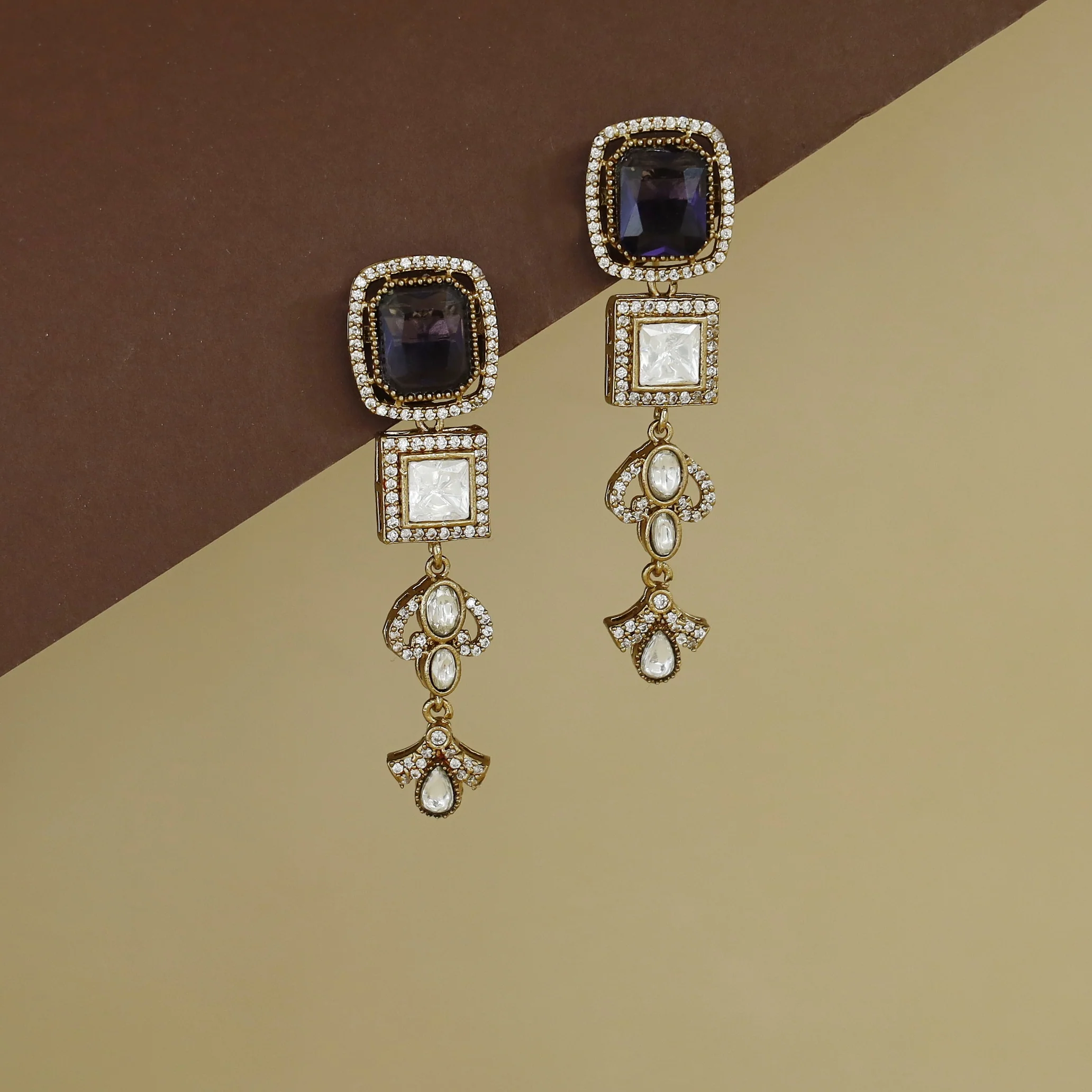 Aaloka Kundan AD Stone Glossy Stone Earring - Image 5