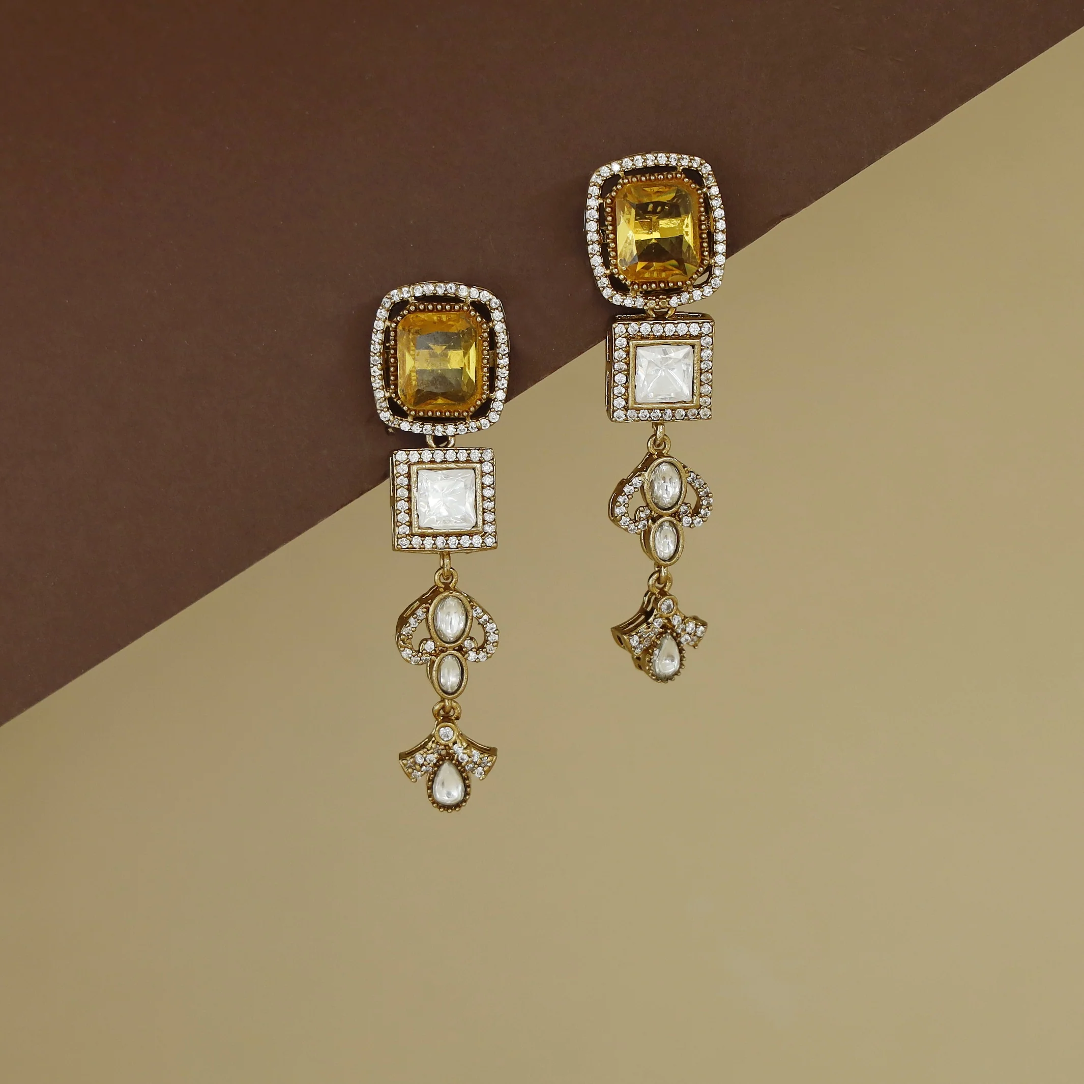 Aaloka Kundan AD Stone Glossy Stone Earring - Image 6