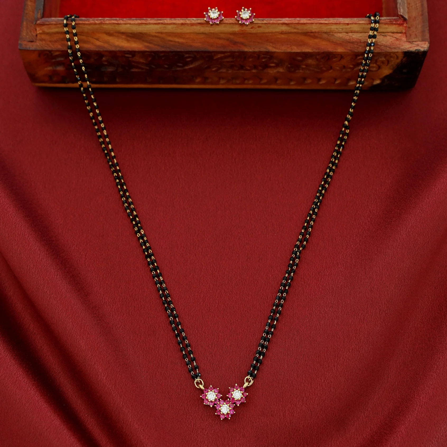 Aanya 3 Floral 2 Layer Mangalsutra Neckpiece With Stud - Image 5