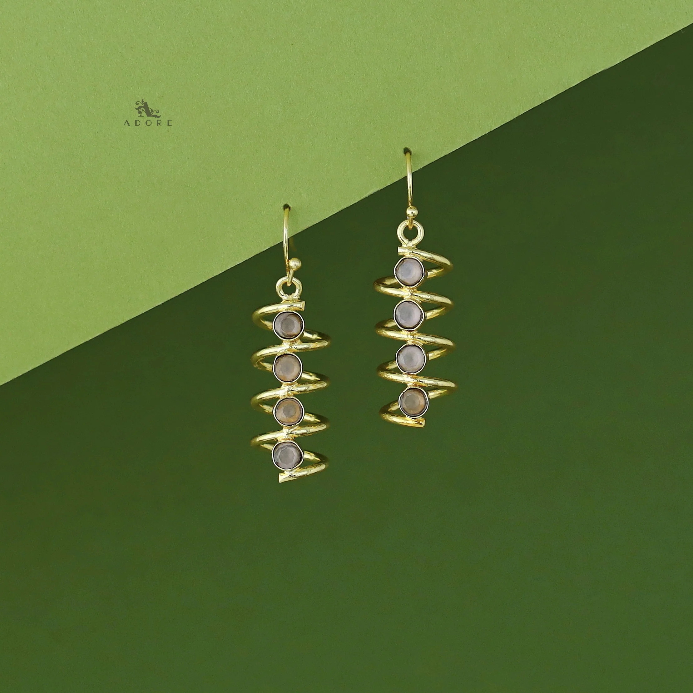 Aarathi Golden Spiral Drop - Image 9