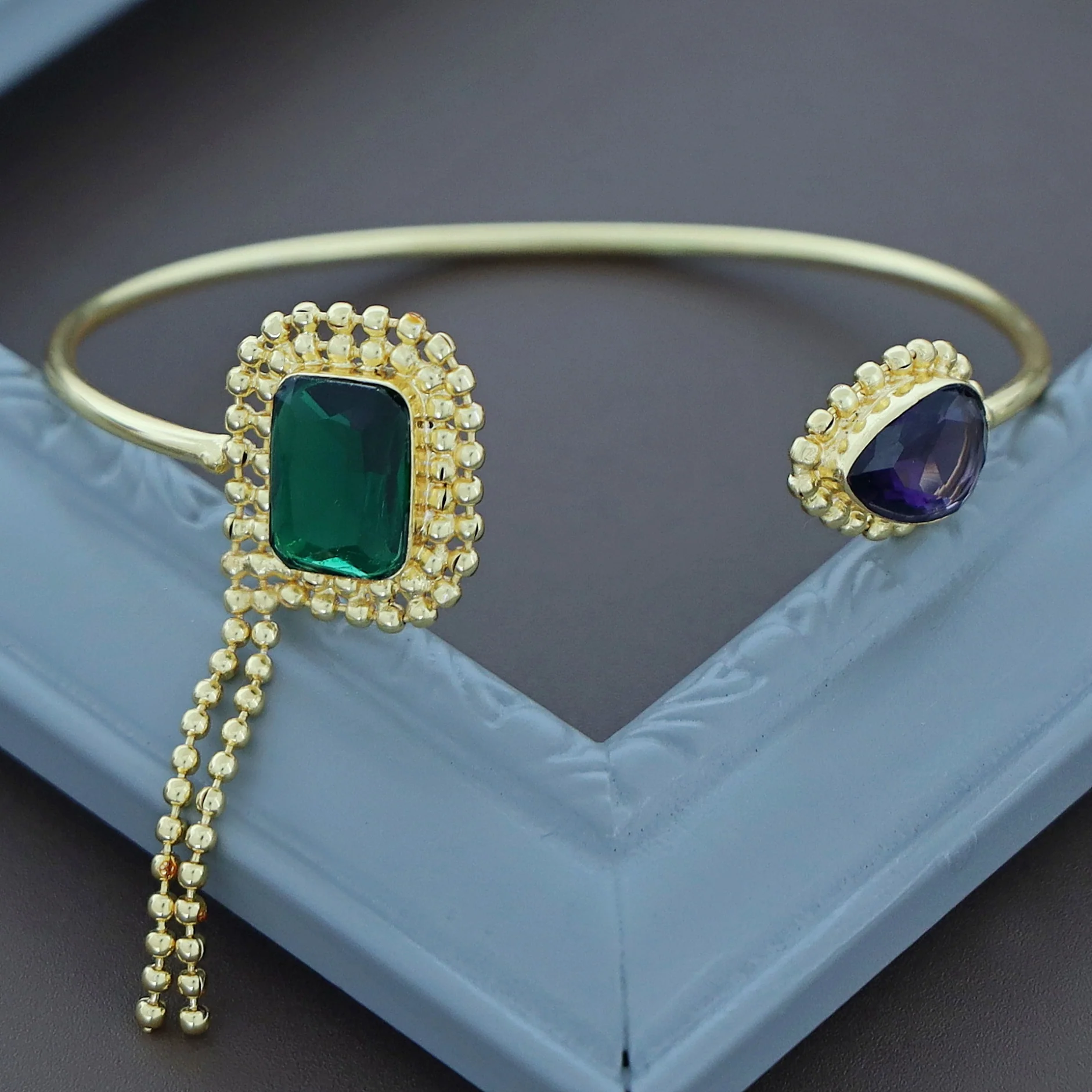 Aarviya Square And Drop Glossy Bangle - Image 7