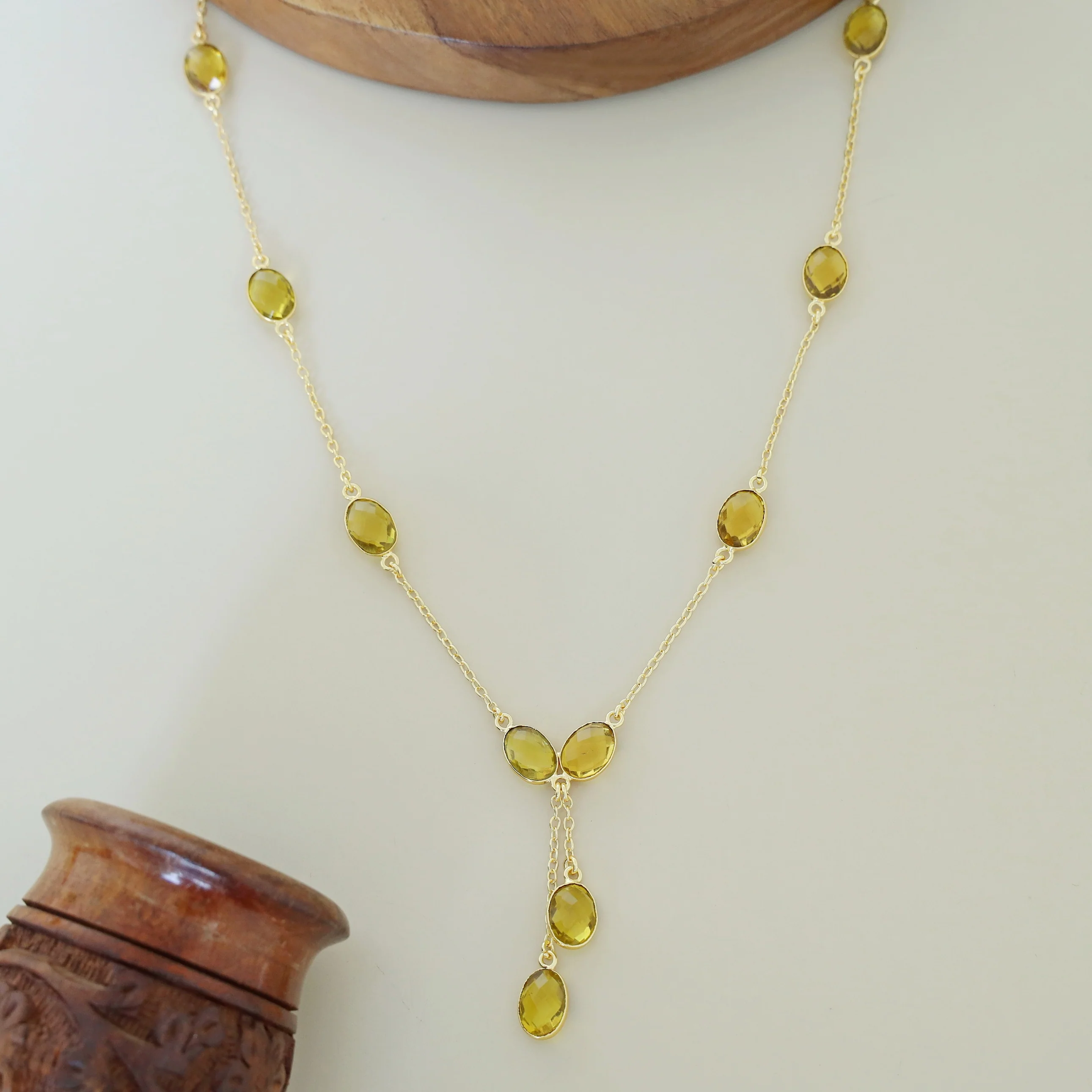 Aashi Oval Glossy Stone Long Neckpiece - Image 12