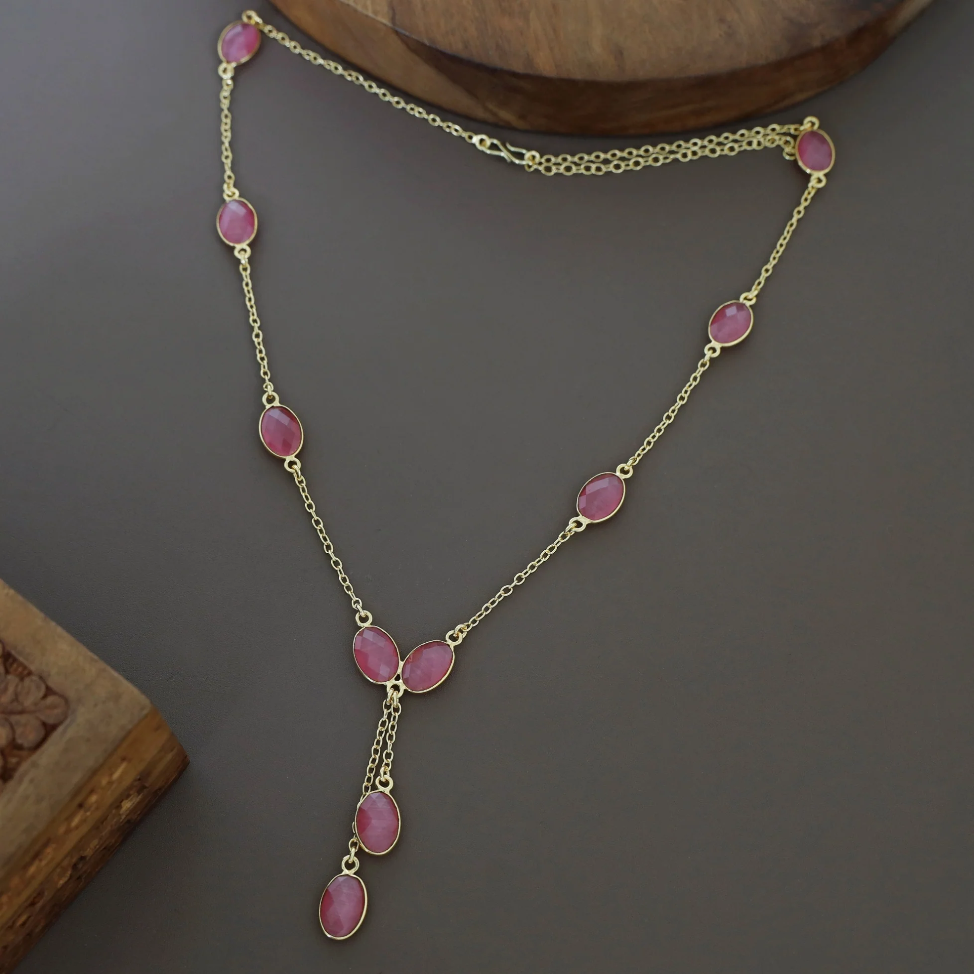 Aashi Oval Glossy Stone Long Neckpiece - Image 16