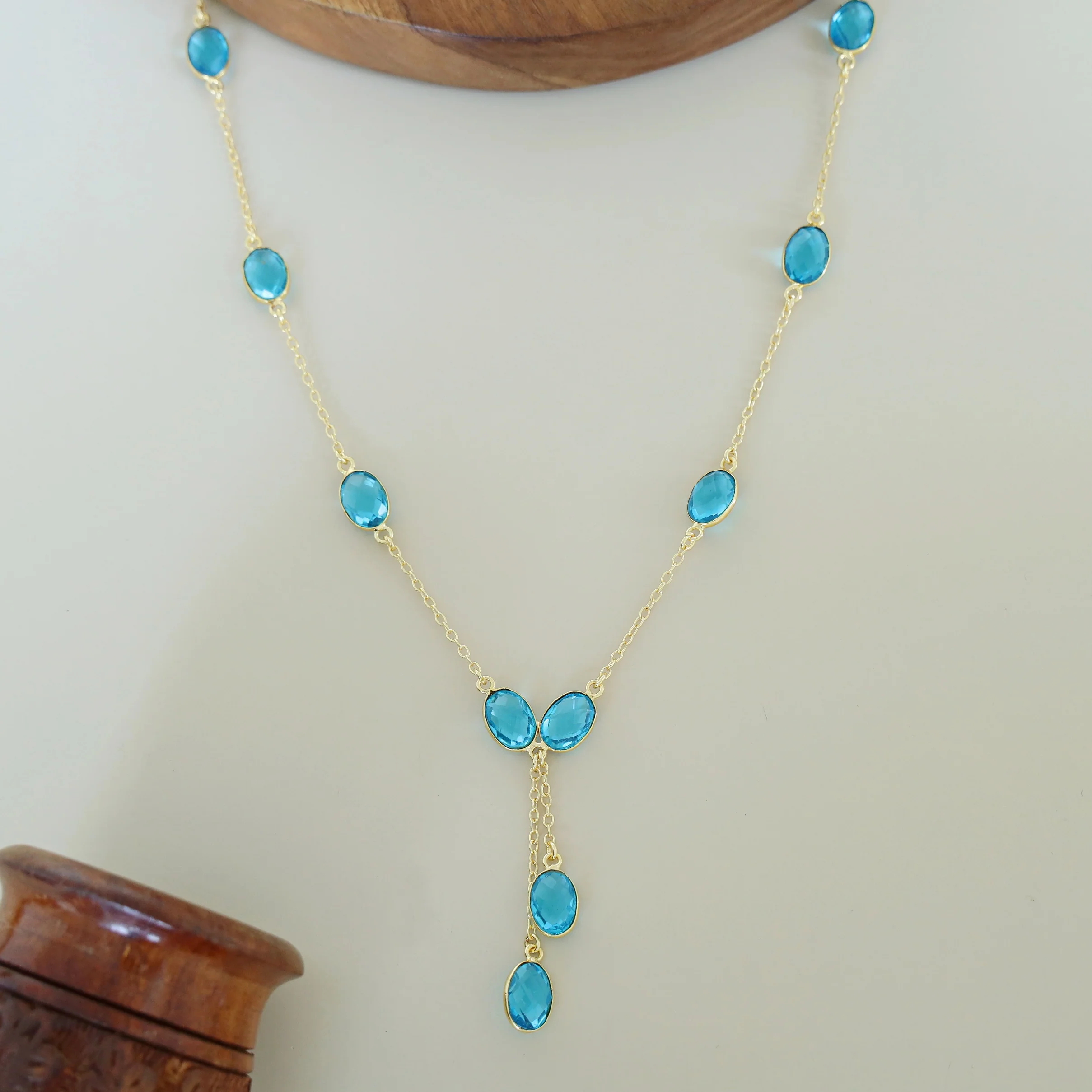 Aashi Oval Glossy Stone Long Neckpiece - Image 9
