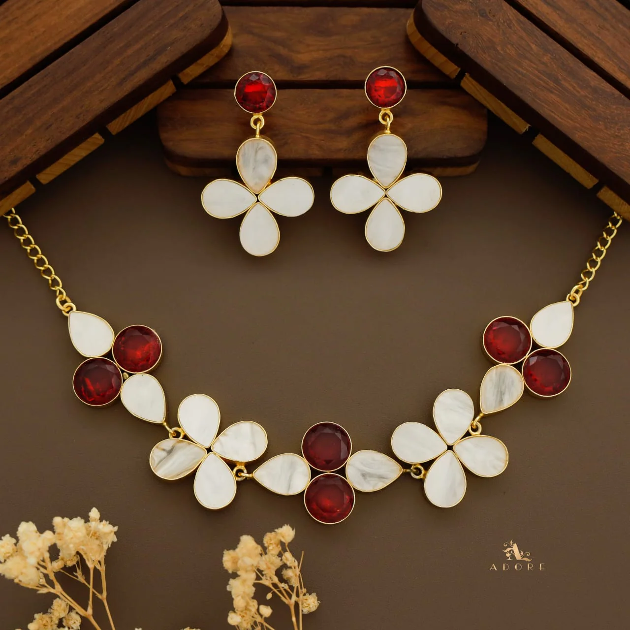 Aashika MOP Flower +Glossy Choker With Earring - Image 5