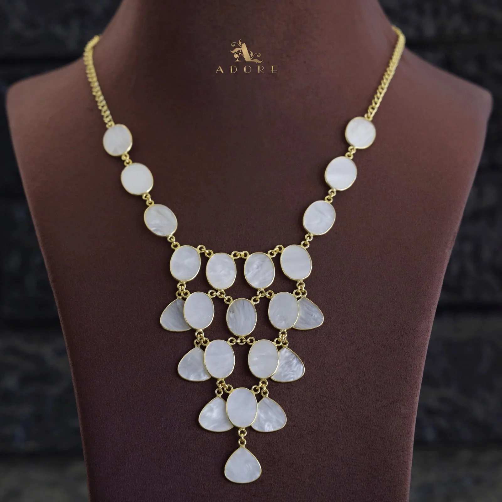 Aashima Cluster MOP Long Neckpiece - Image 3