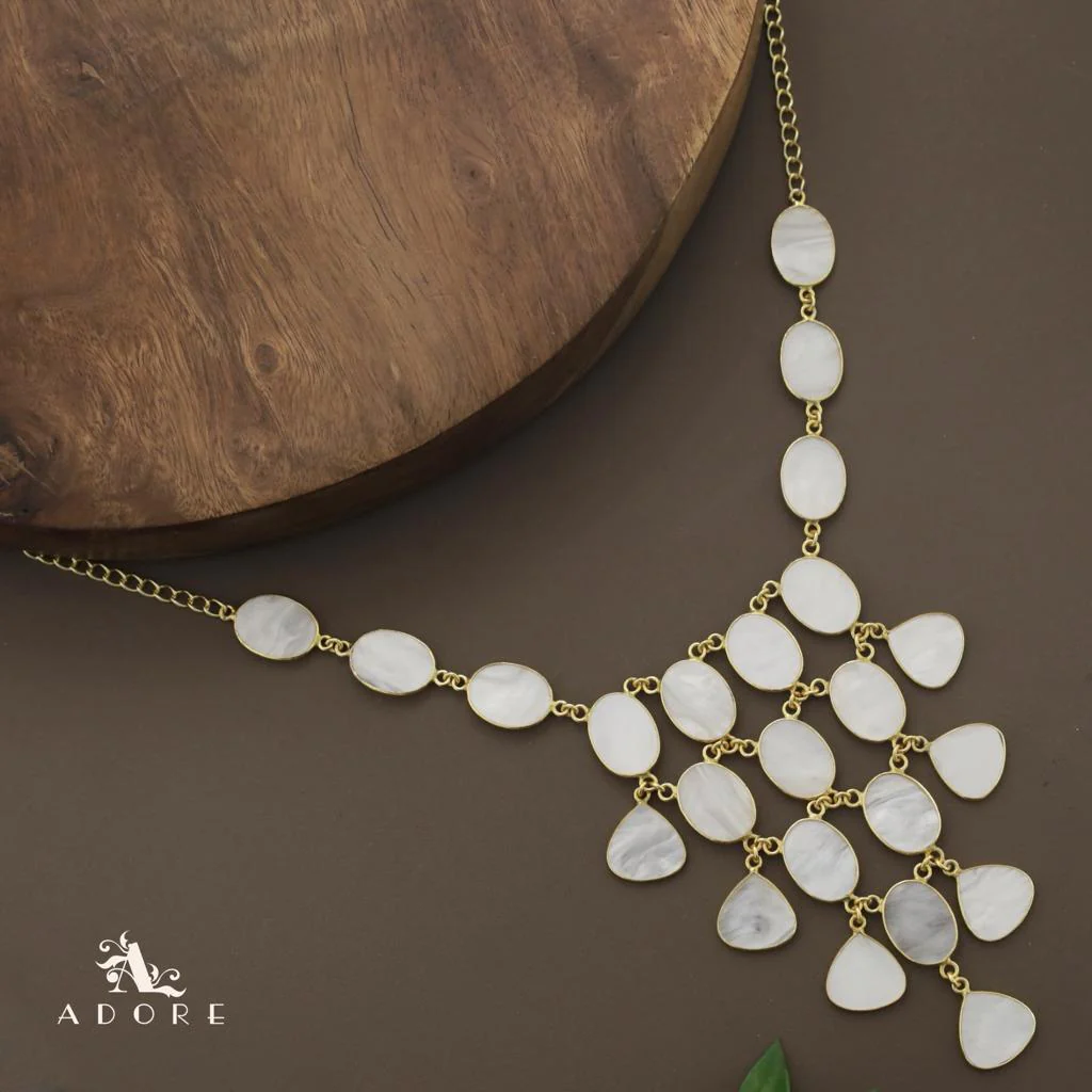 Aashima Cluster MOP Long Neckpiece - Image 4
