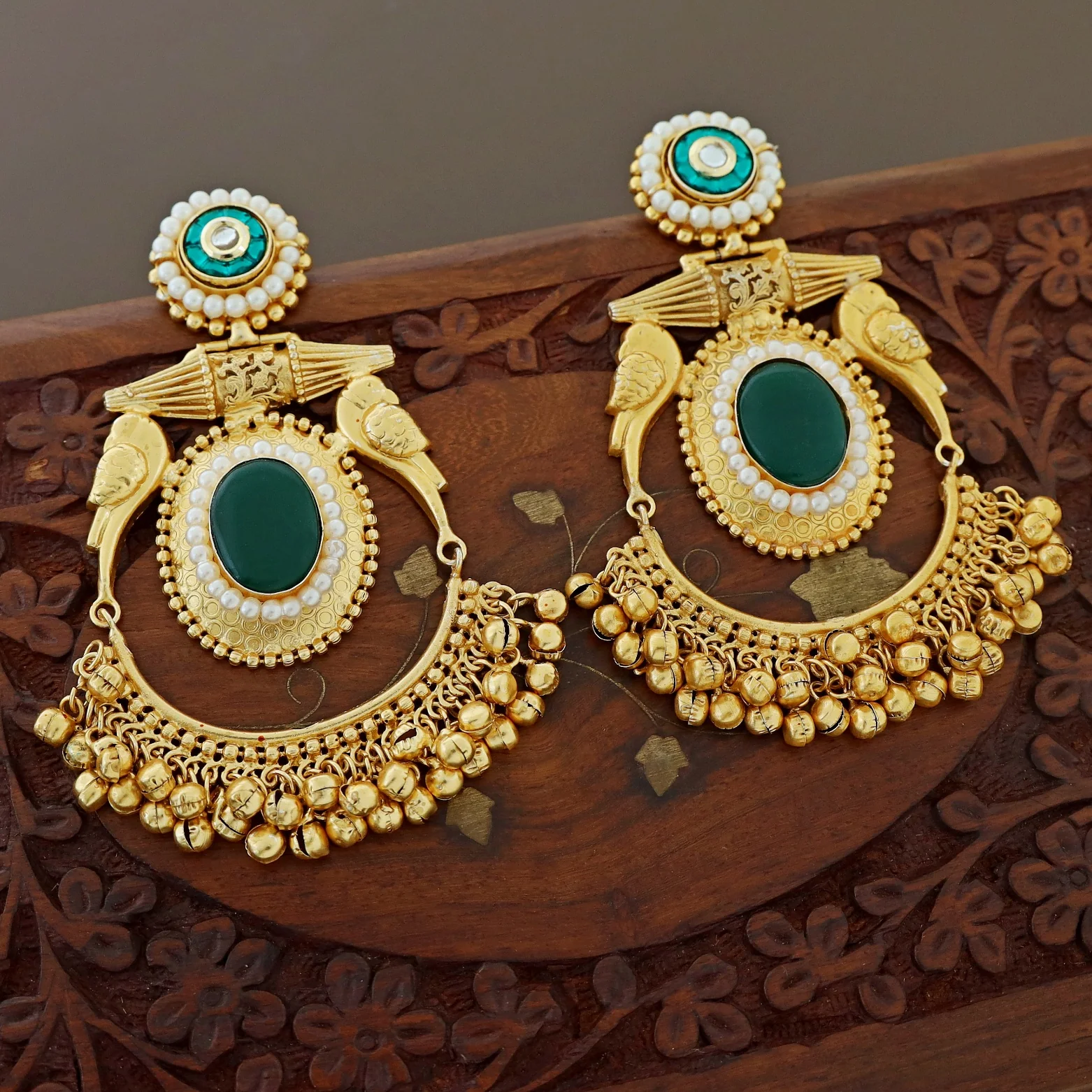 Aastha Golden Dual Bird Ghungroo Kashmiri Earring - Image 3