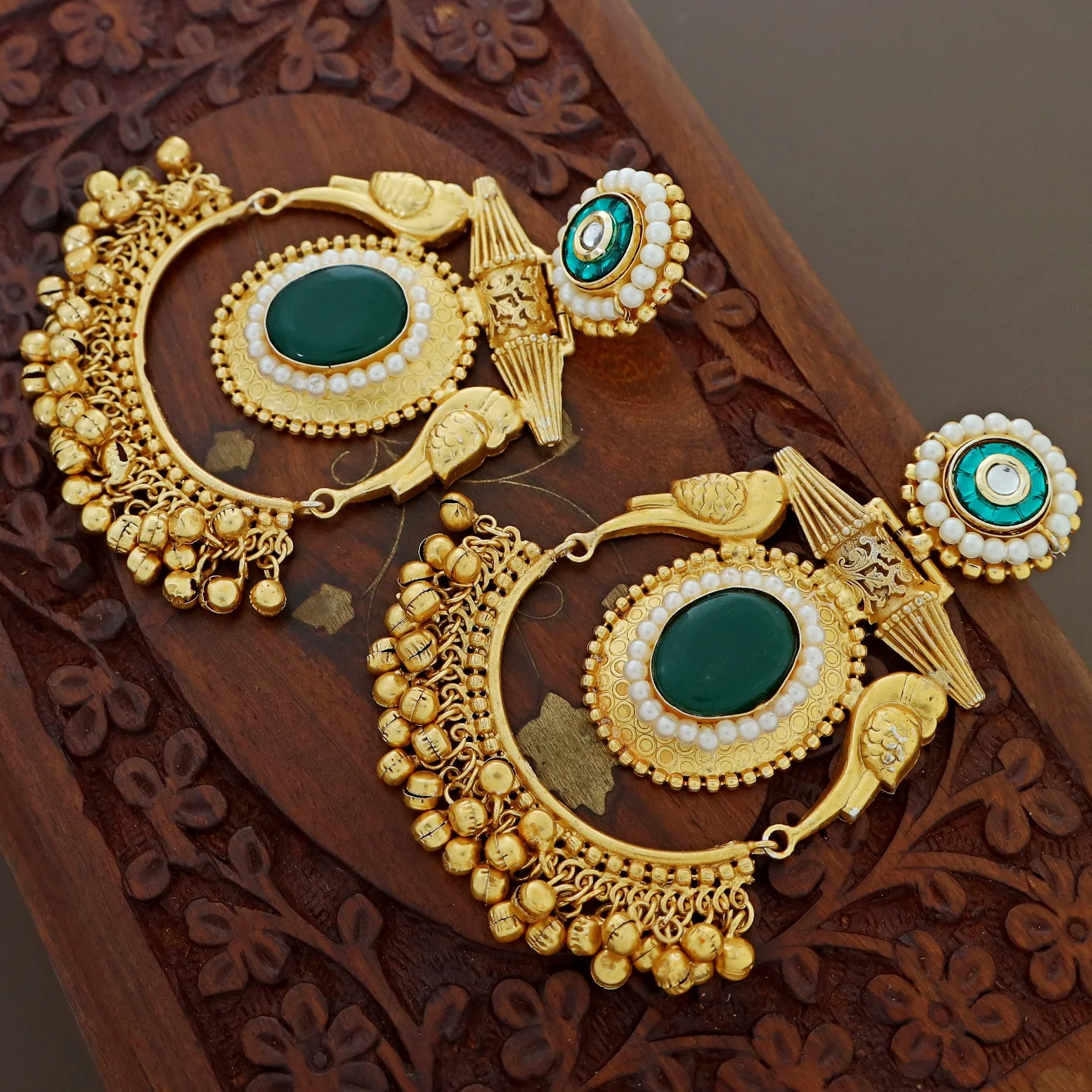 Aastha Golden Dual Bird Ghungroo Kashmiri Earring - Image 4