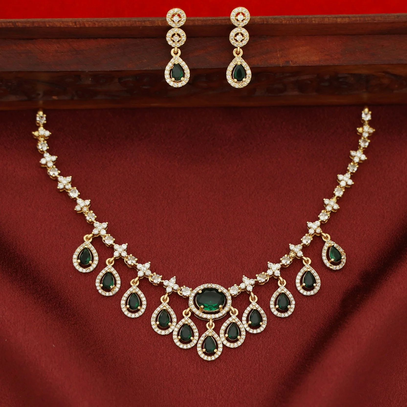 Aavya AD Stone Drop Oval Glossy Neckpiece With Earring - Image 2