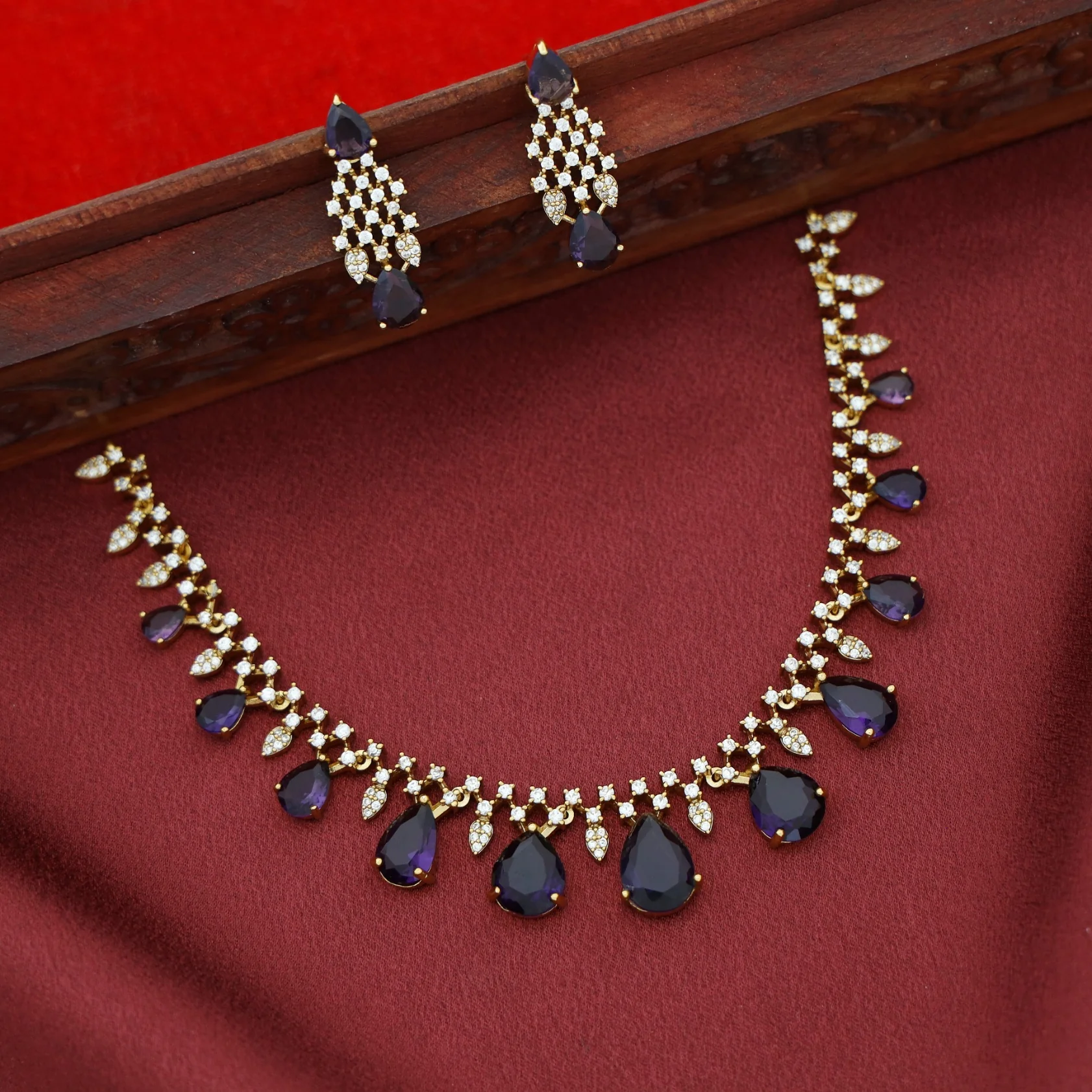 Aayansha AD Stone Drop Glossy Neckpiece With Earring - Image 4