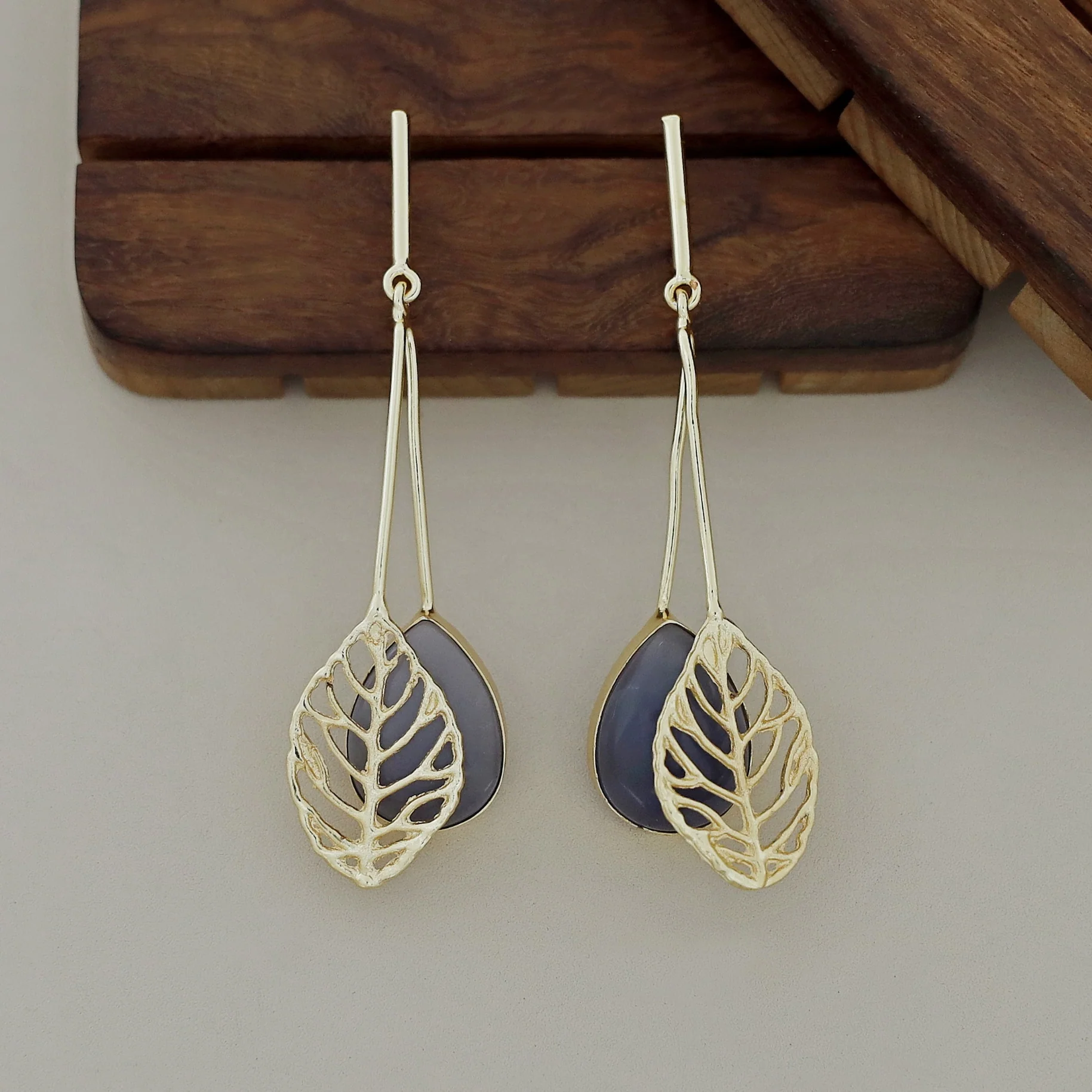 Aayla Golden Leafy Glossy Stone Earring - Image 10