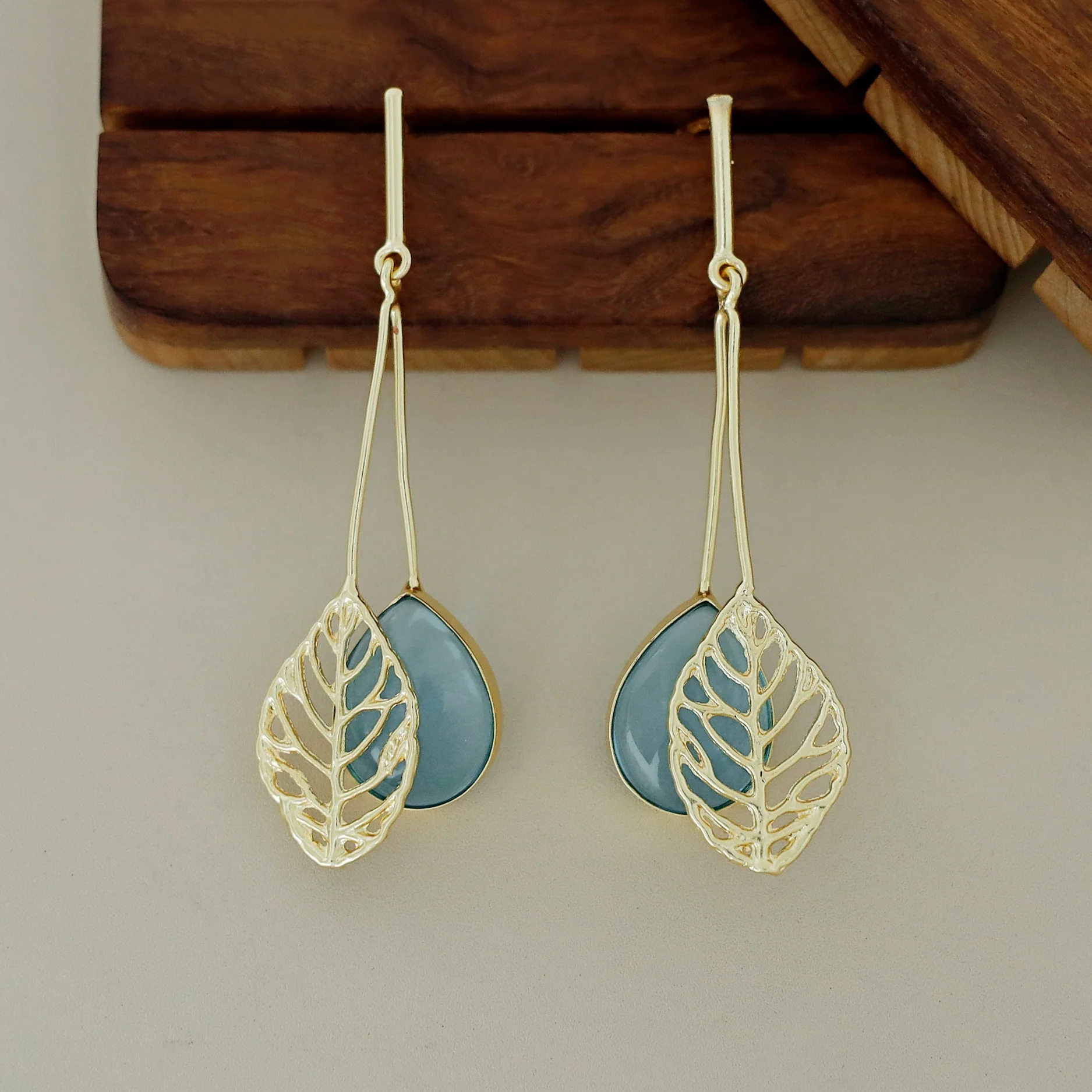 Aayla Golden Leafy Glossy Stone Earring - Image 11