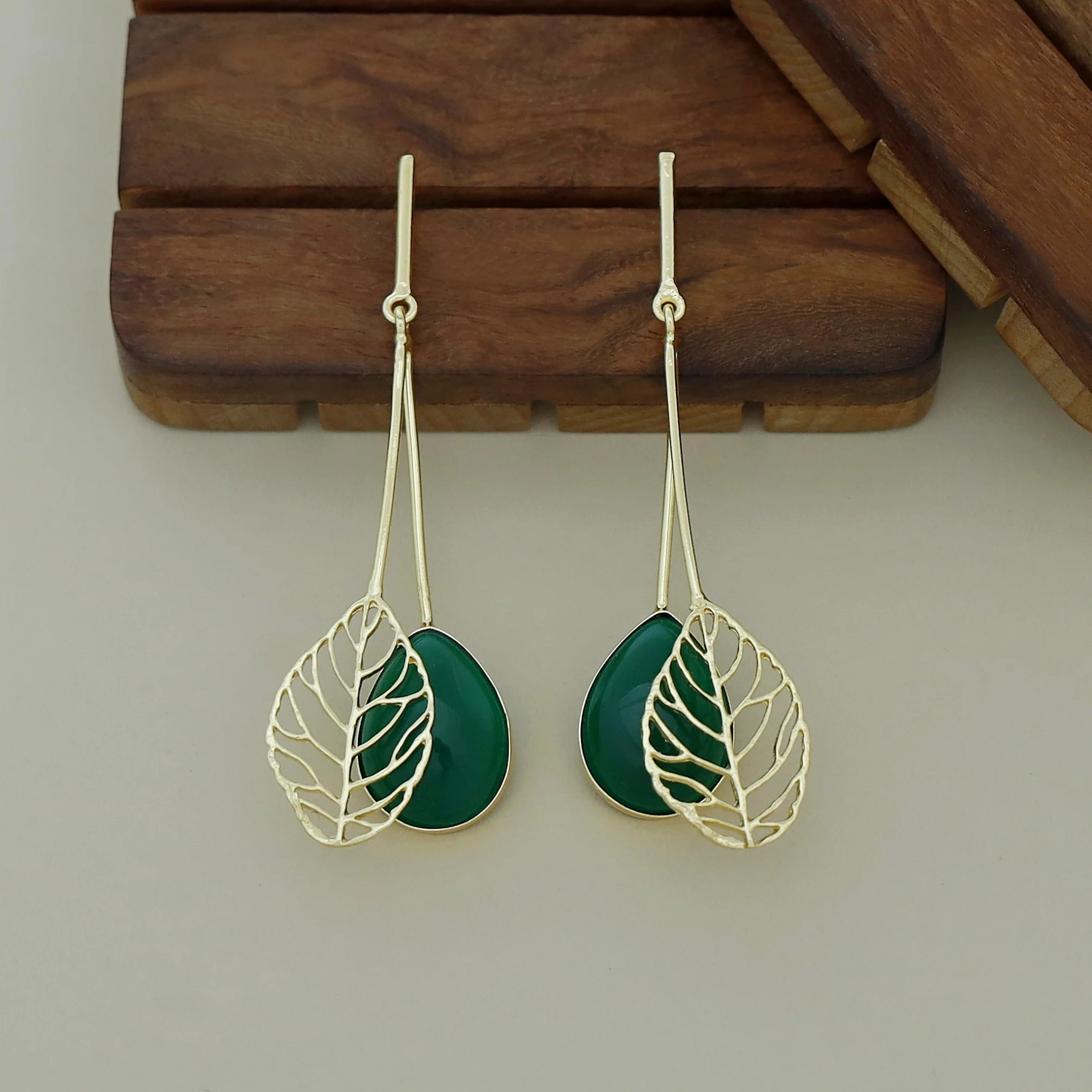 Aayla Golden Leafy Glossy Stone Earring - Image 2
