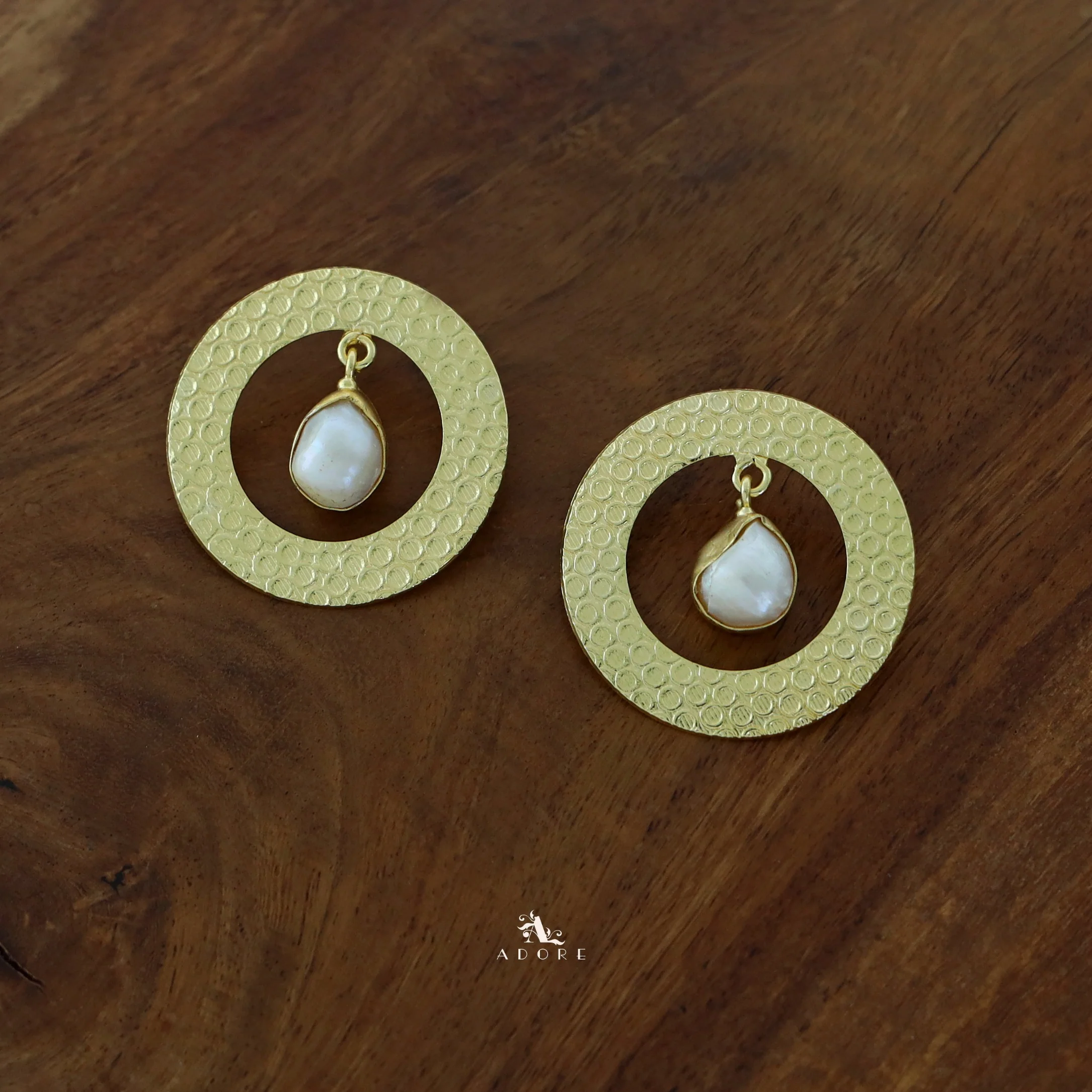 Abayana Golden Pearl Long Neckpiece With Earring - Image 3