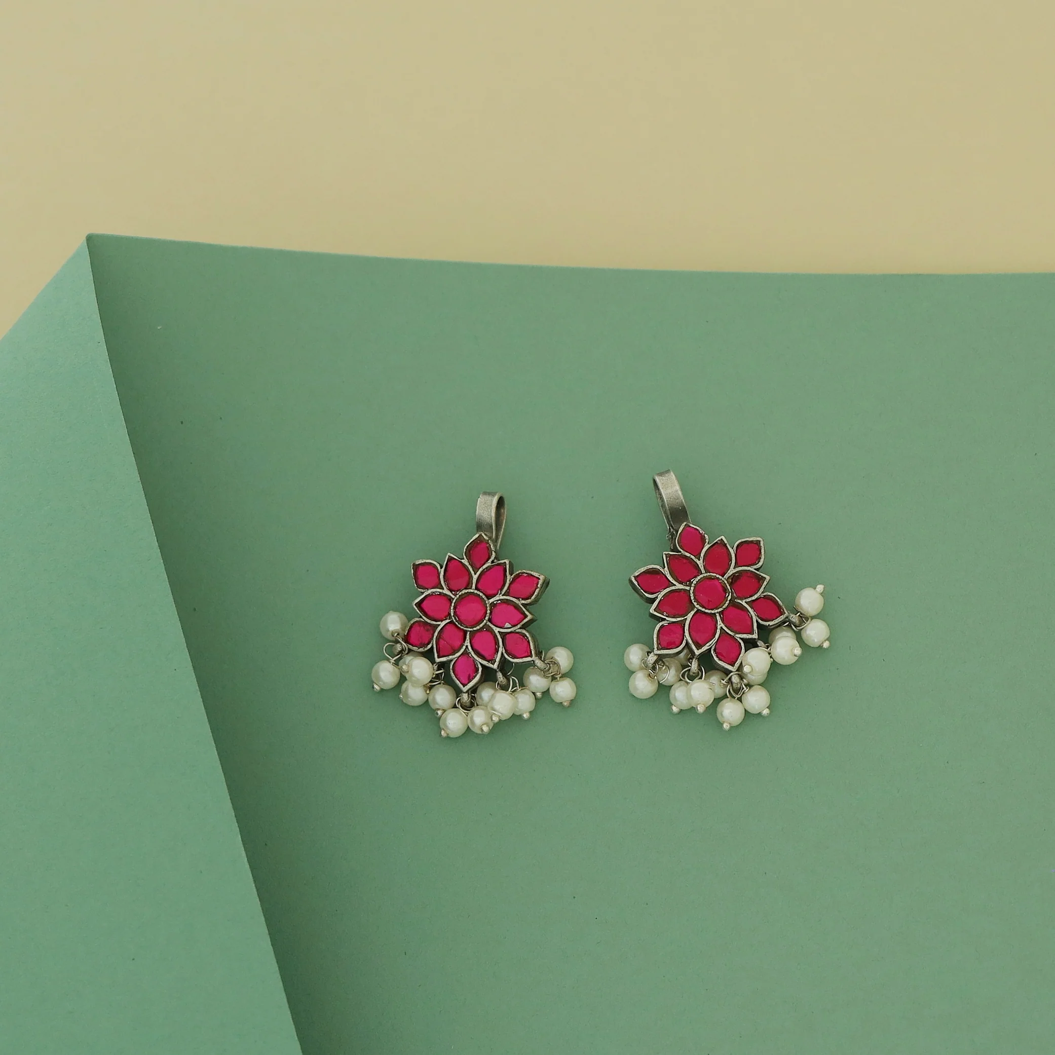 Abhidhya Jadau Kundan Flower Pearl Bugadi (Set Of 2) - Image 3