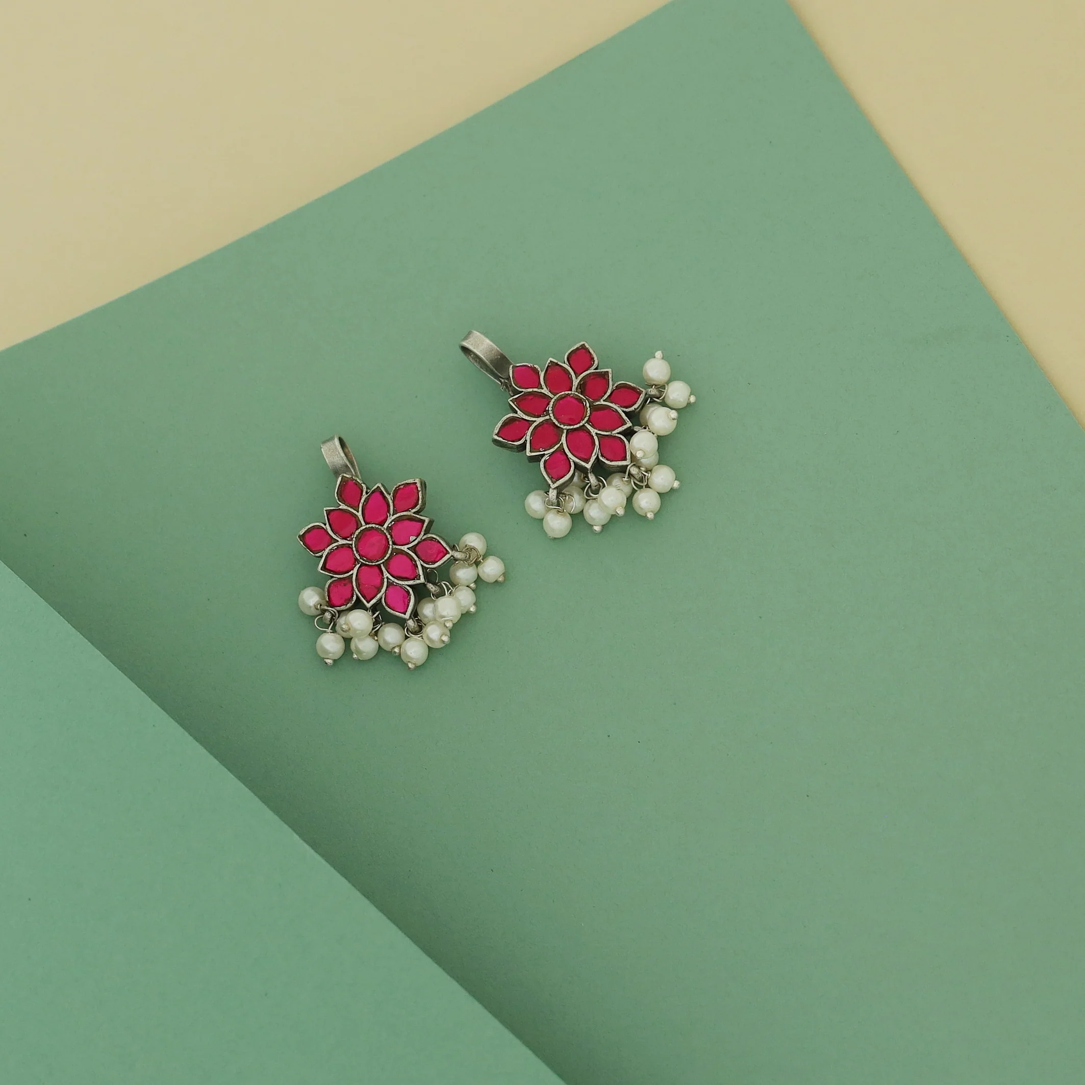 Abhidhya Jadau Kundan Flower Pearl Bugadi (Set Of 2) - Image 5