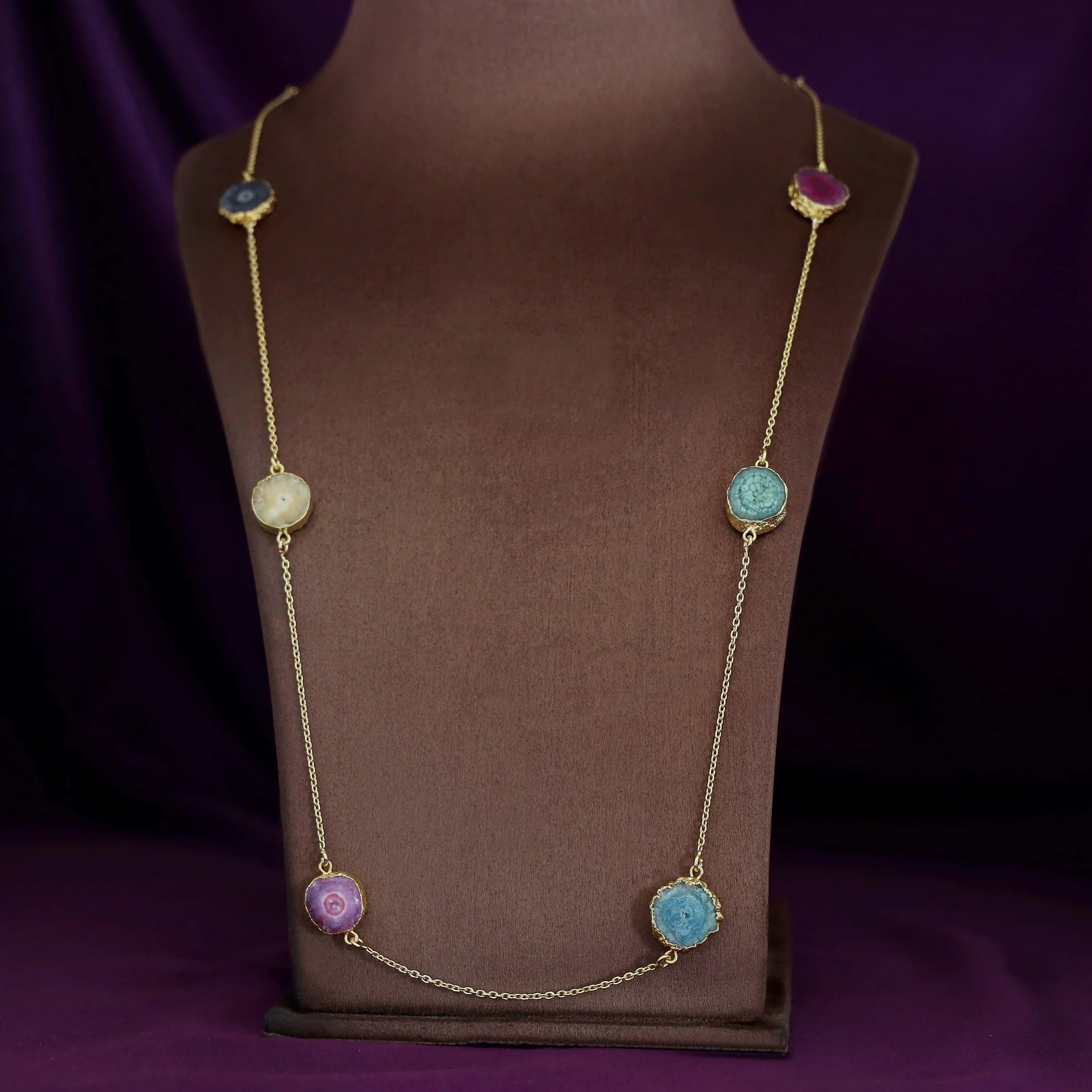 Abira Solar Agate Long Neckpiece - Image 2