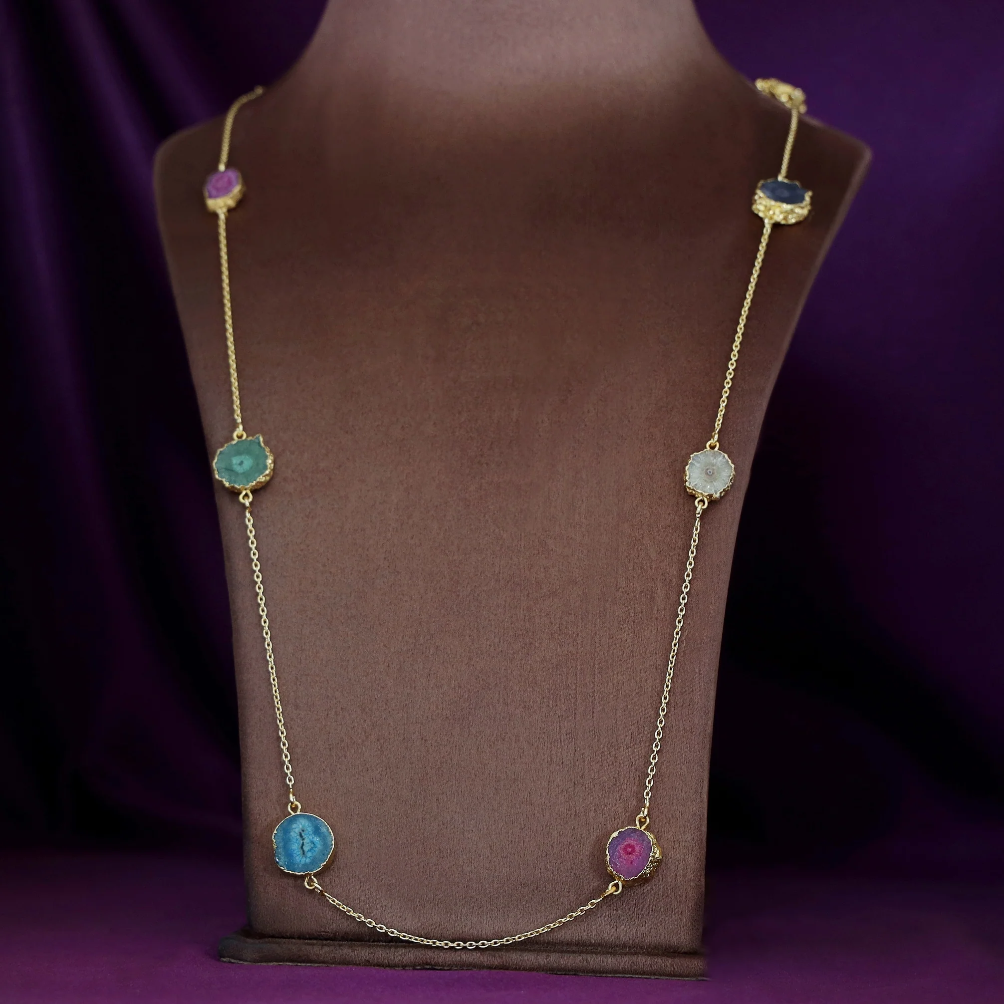 Abira Solar Agate Long Neckpiece - Image 5