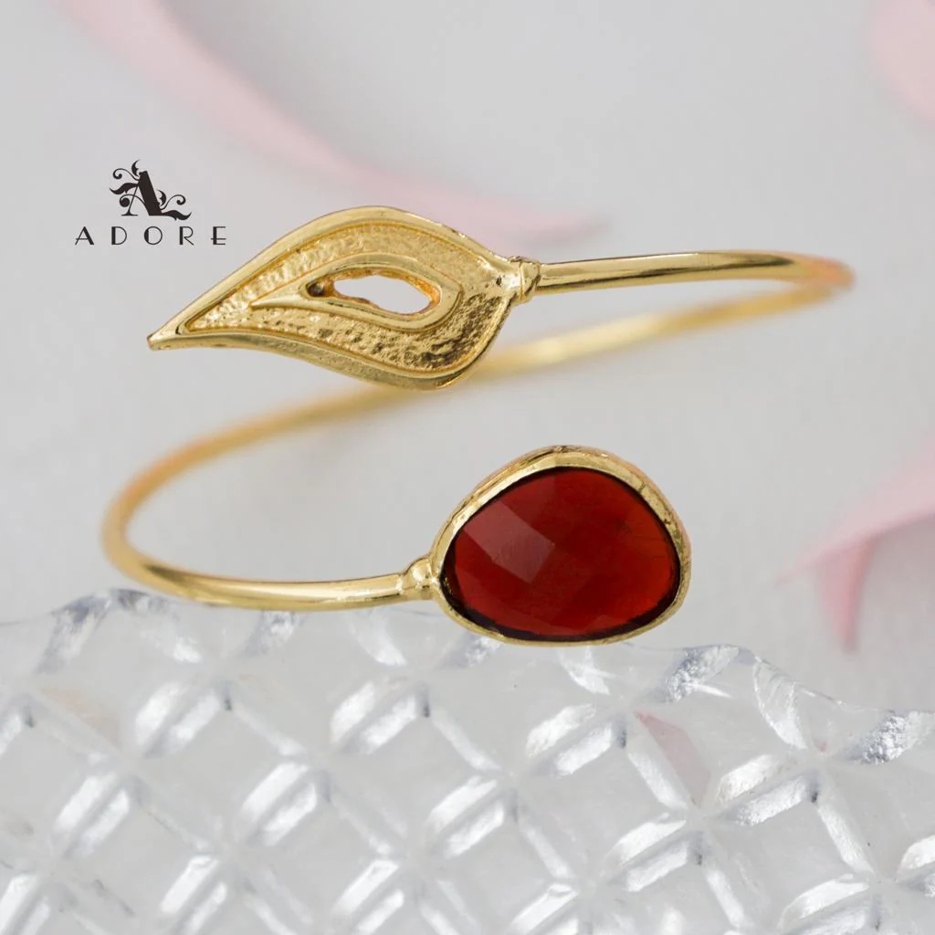 Abriana Glossy Leafy Bangle - Image 10
