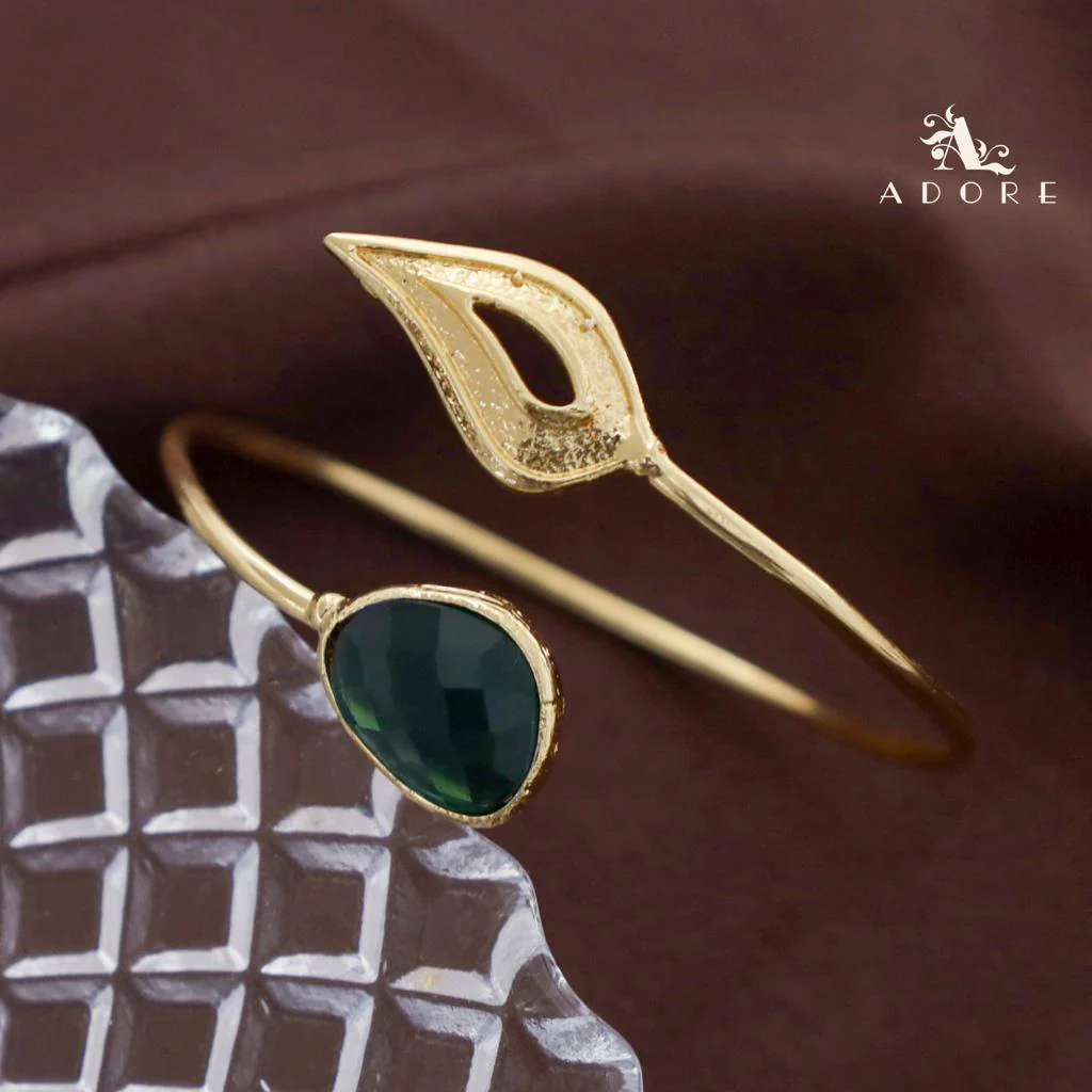 Abriana Glossy Leafy Bangle - Image 3