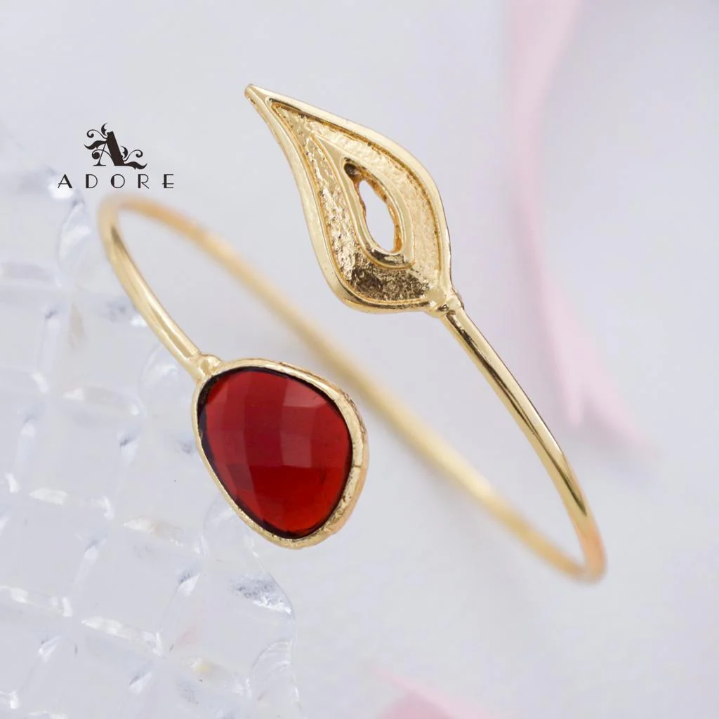 Abriana Glossy Leafy Bangle - Image 8