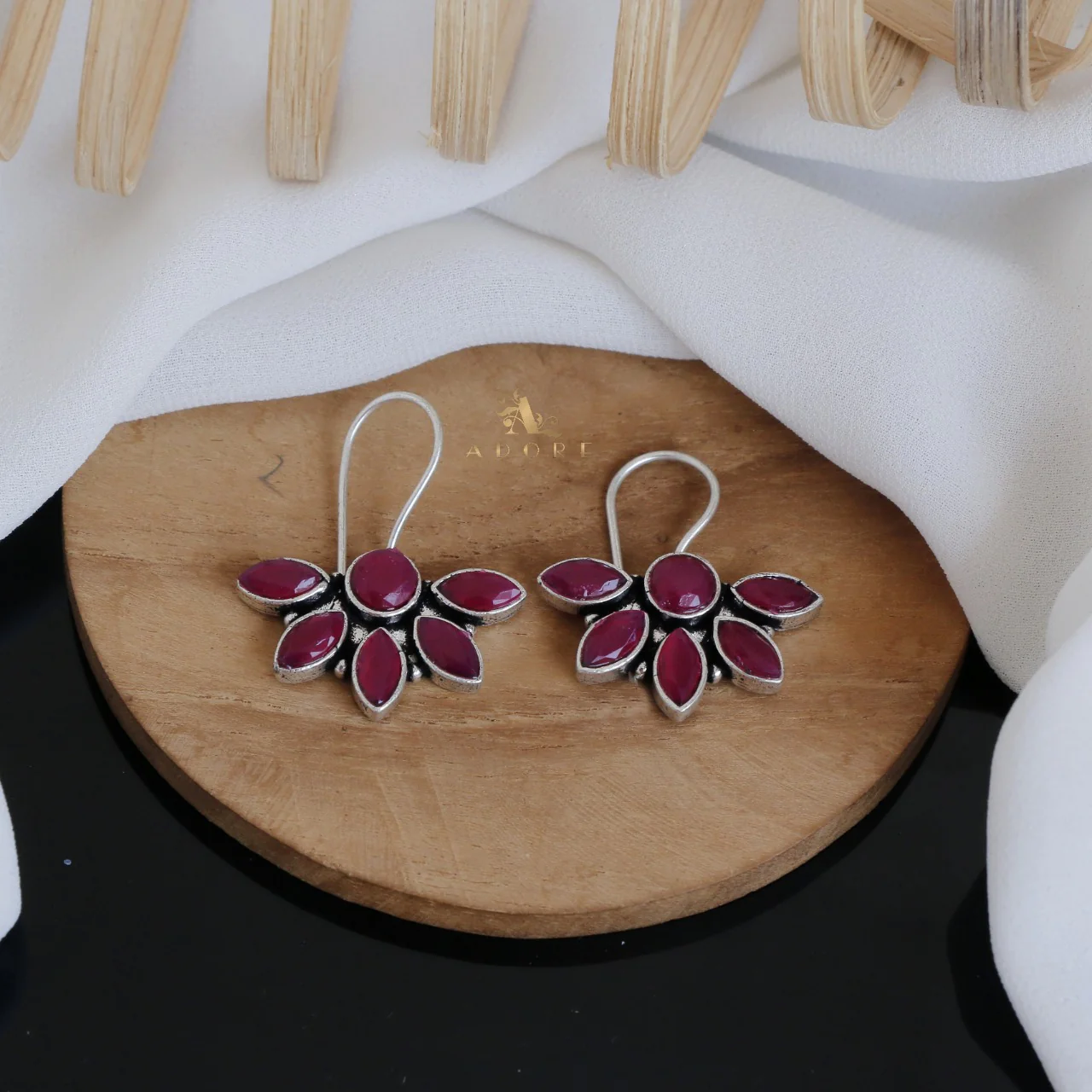 Adalia Half Flower Glossy Drop - Image 10
