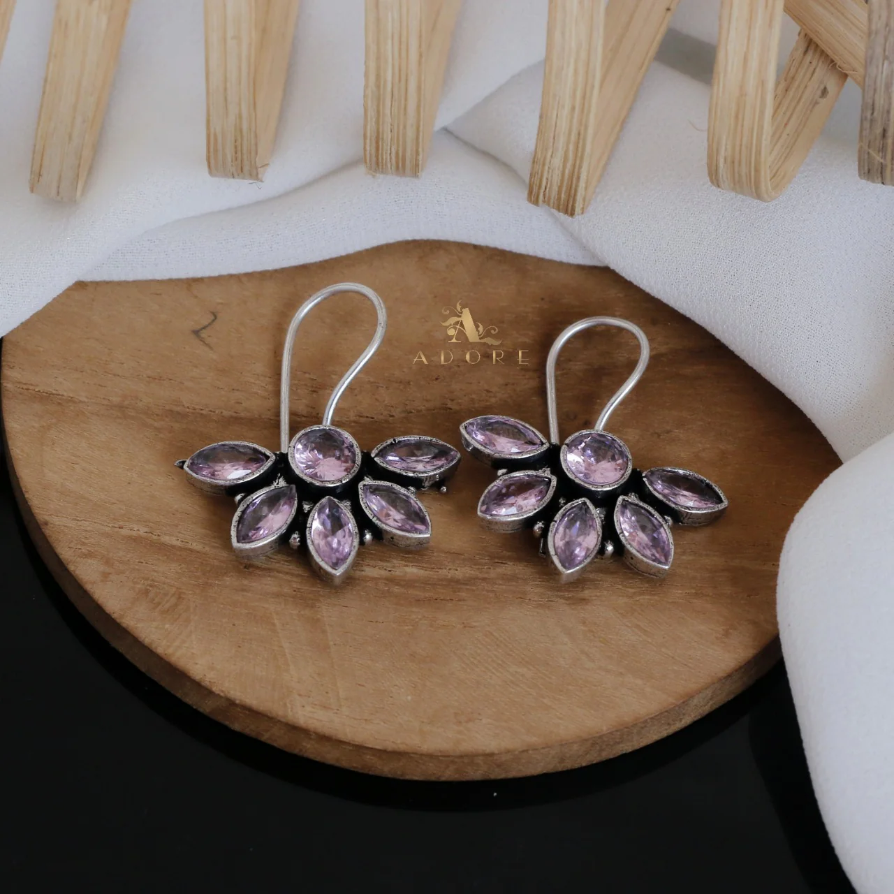 Adalia Half Flower Glossy Drop - Image 13