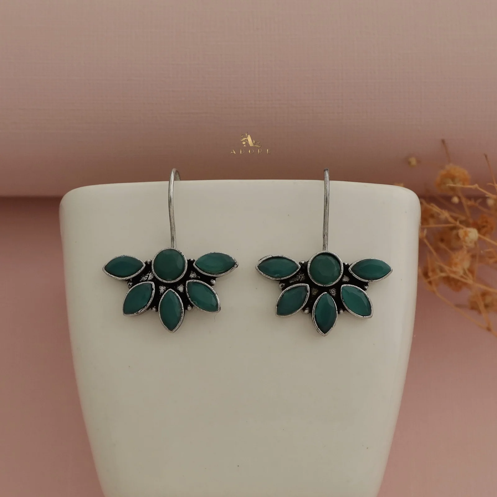 Adalia Half Flower Glossy Drop - Image 16