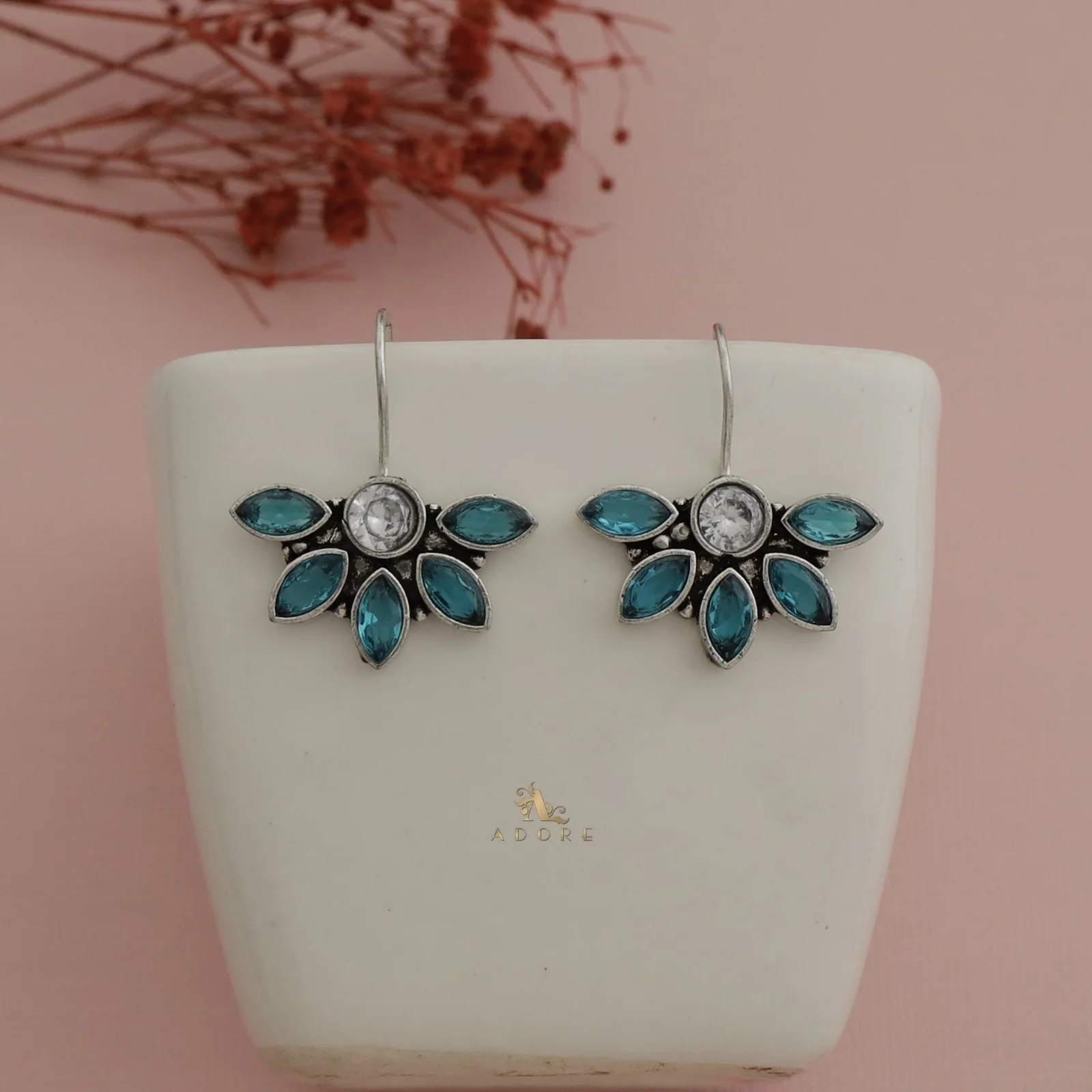Adalia Half Flower Glossy Drop - Image 24
