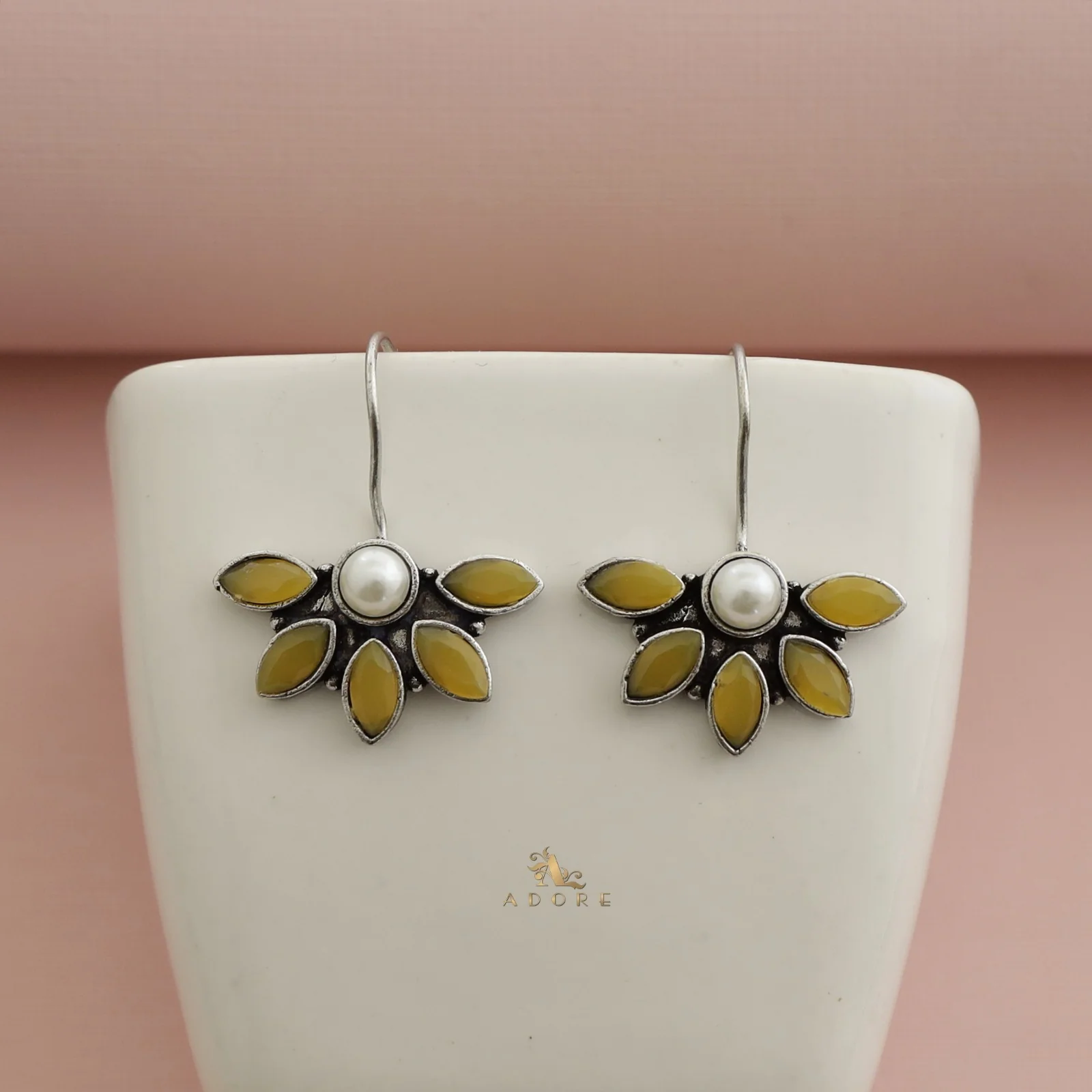 Adalia Half Flower Glossy Drop - Image 25