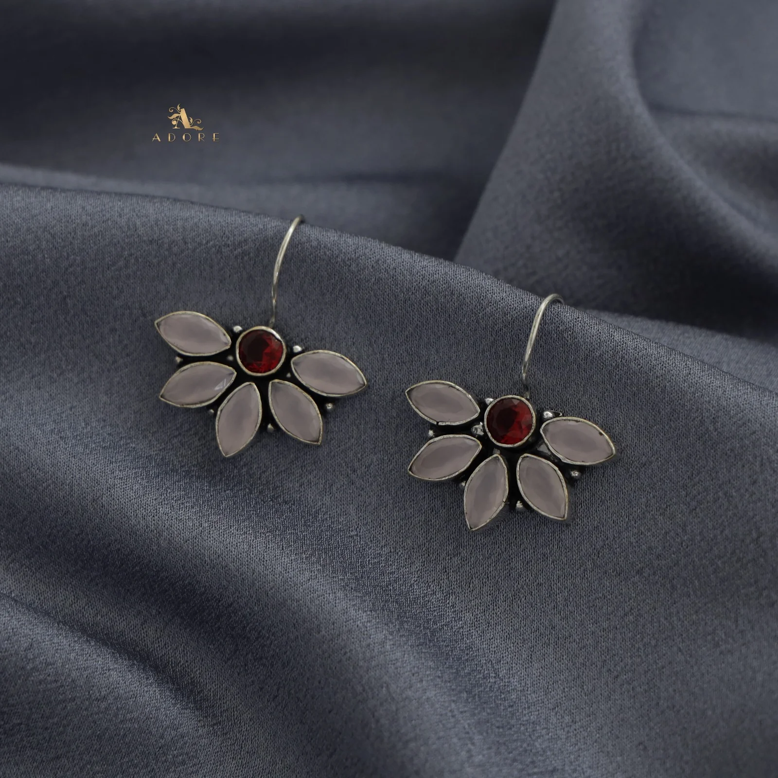 Adalia Half Flower Glossy Drop - Image 30