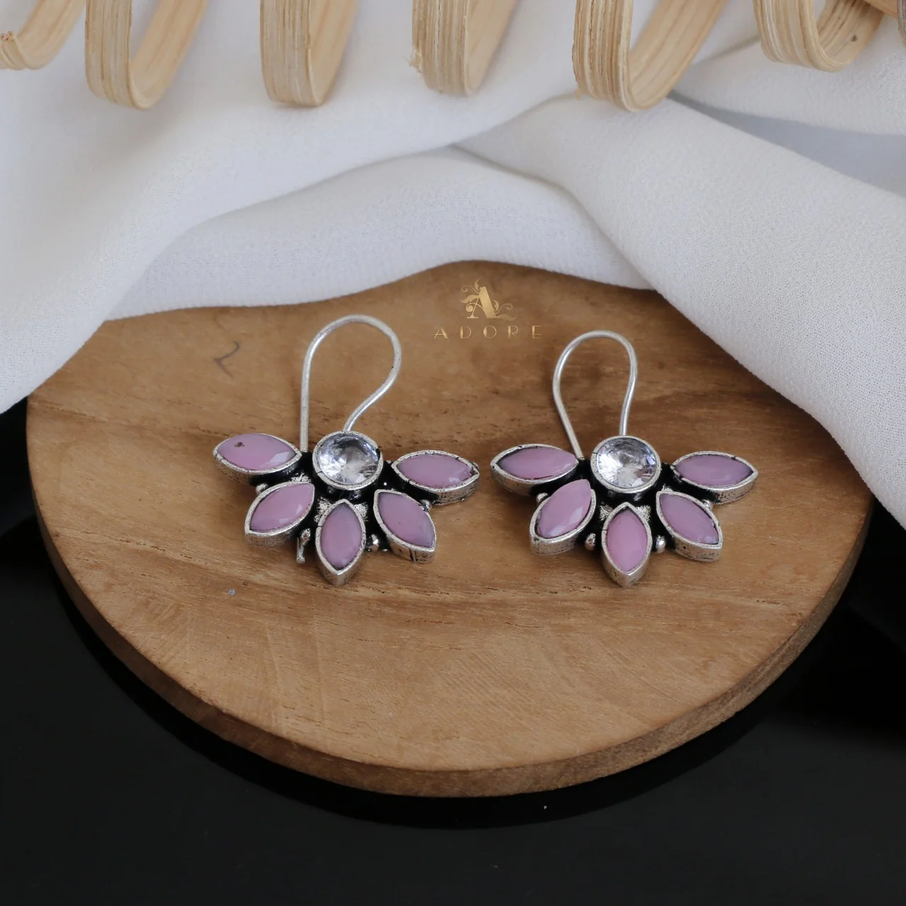 Adalia Half Flower Glossy Drop - Image 8